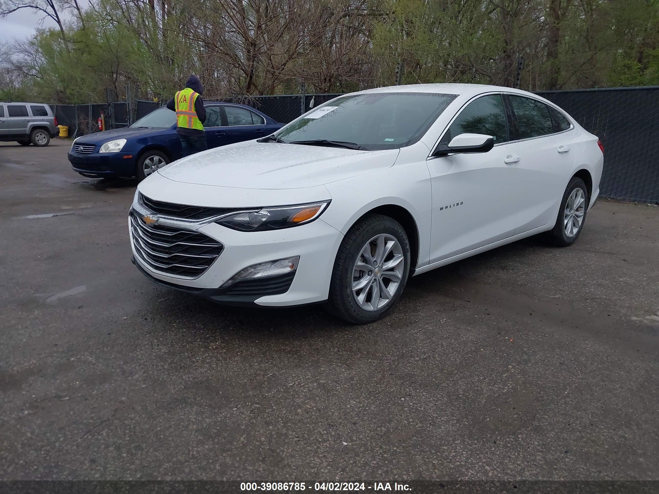 Photo 1 VIN: 1G1ZD5ST1RF118092 - CHEVROLET MALIBU 