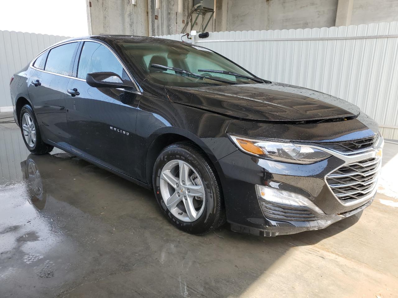 Photo 3 VIN: 1G1ZD5ST1RF168412 - CHEVROLET MALIBU 