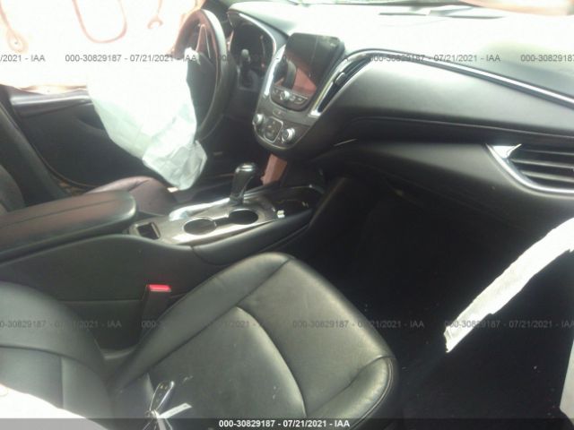 Photo 4 VIN: 1G1ZD5ST2JF126206 - CHEVROLET MALIBU 