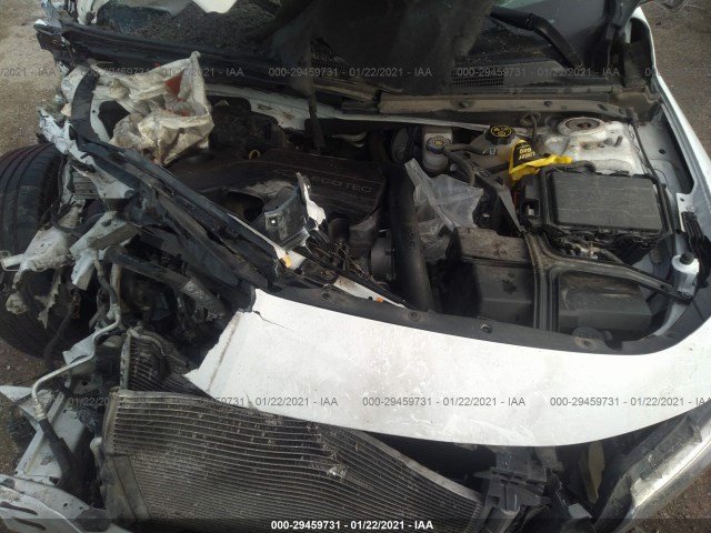 Photo 9 VIN: 1G1ZD5ST2JF141255 - CHEVROLET MALIBU 