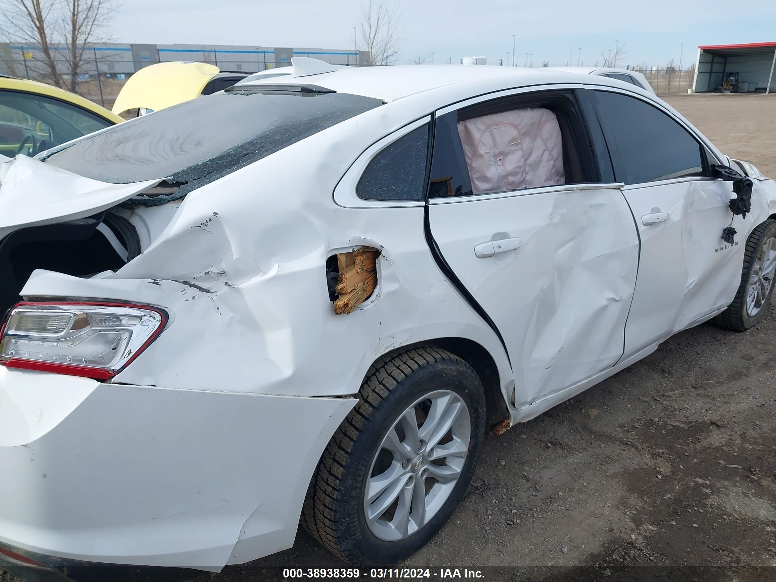 Photo 16 VIN: 1G1ZD5ST2JF201664 - CHEVROLET MALIBU 