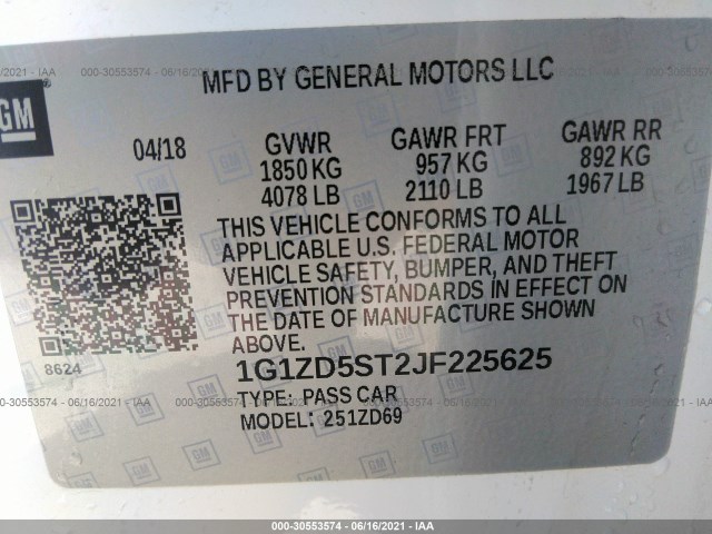 Photo 8 VIN: 1G1ZD5ST2JF225625 - CHEVROLET MALIBU 