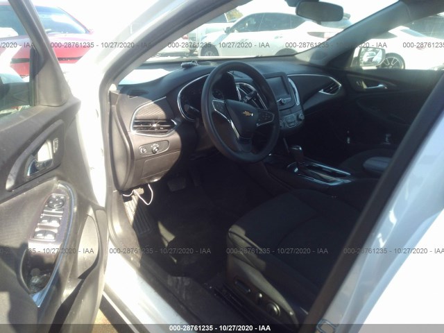 Photo 4 VIN: 1G1ZD5ST2JF244515 - CHEVROLET MALIBU 