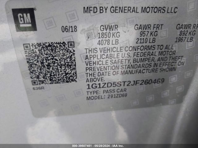 Photo 8 VIN: 1G1ZD5ST2JF260469 - CHEVROLET MALIBU 