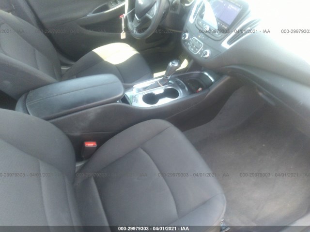 Photo 4 VIN: 1G1ZD5ST2LF006571 - CHEVROLET MALIBU 