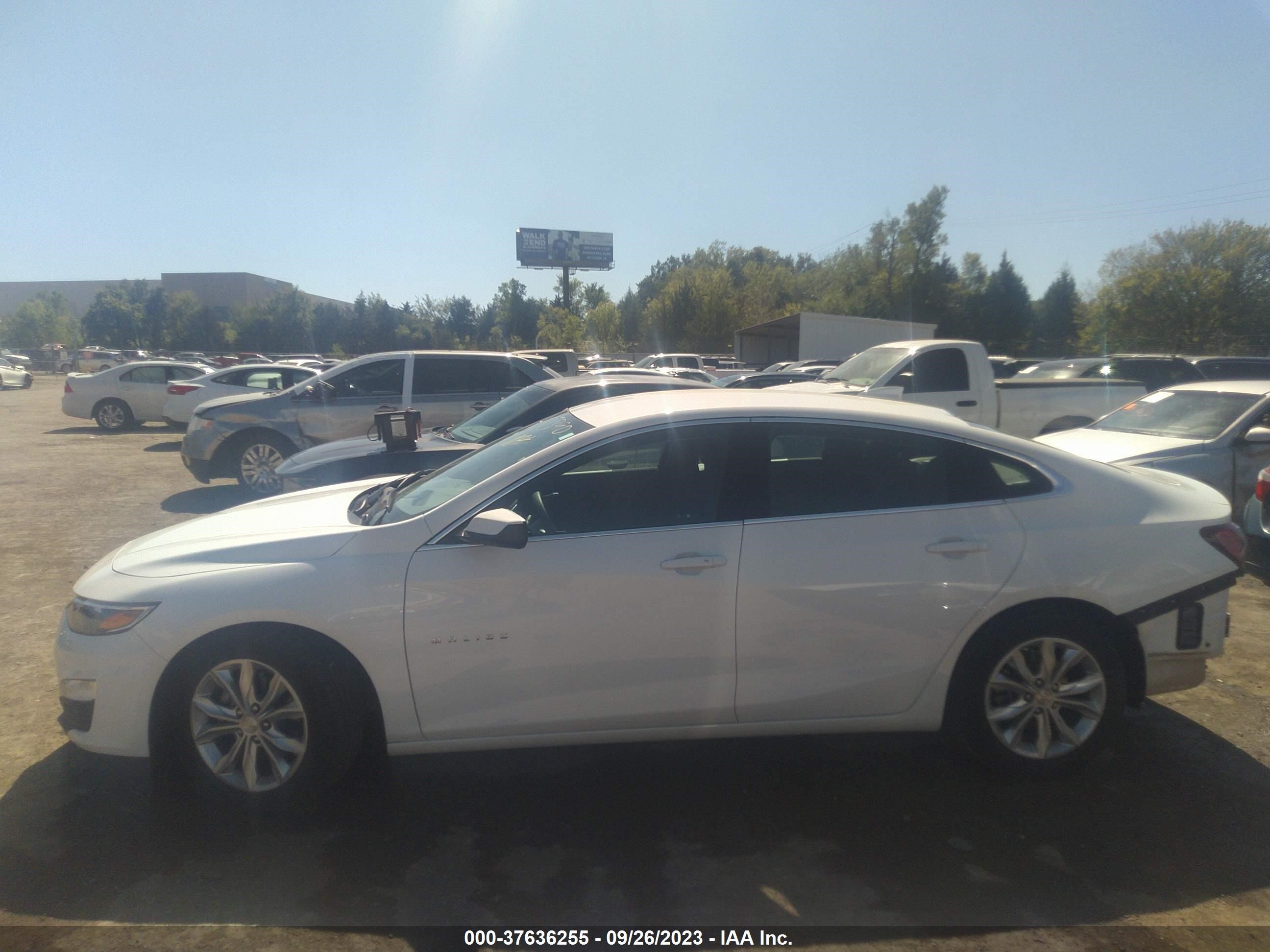 Photo 14 VIN: 1G1ZD5ST2LF077155 - CHEVROLET MALIBU 