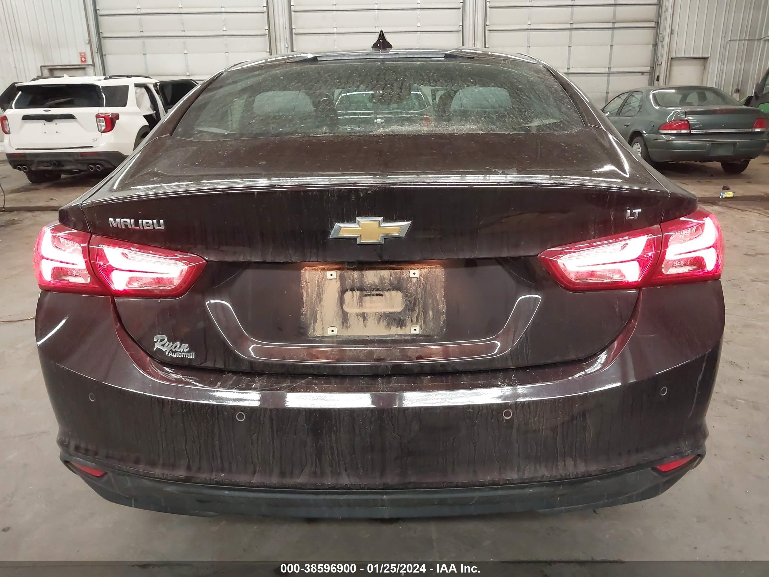 Photo 16 VIN: 1G1ZD5ST2LF128301 - CHEVROLET MALIBU 