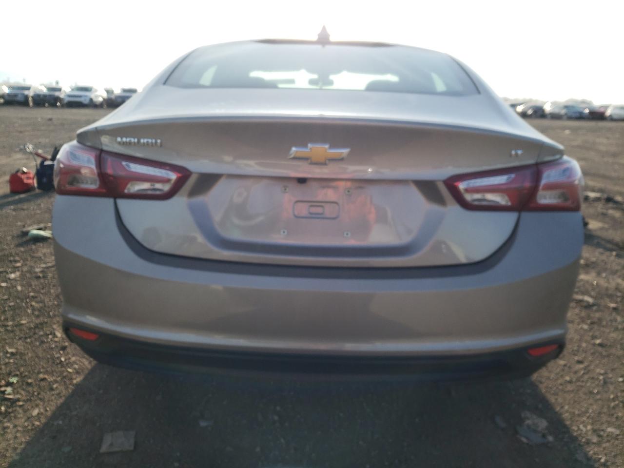 Photo 5 VIN: 1G1ZD5ST2NF117334 - CHEVROLET MALIBU 