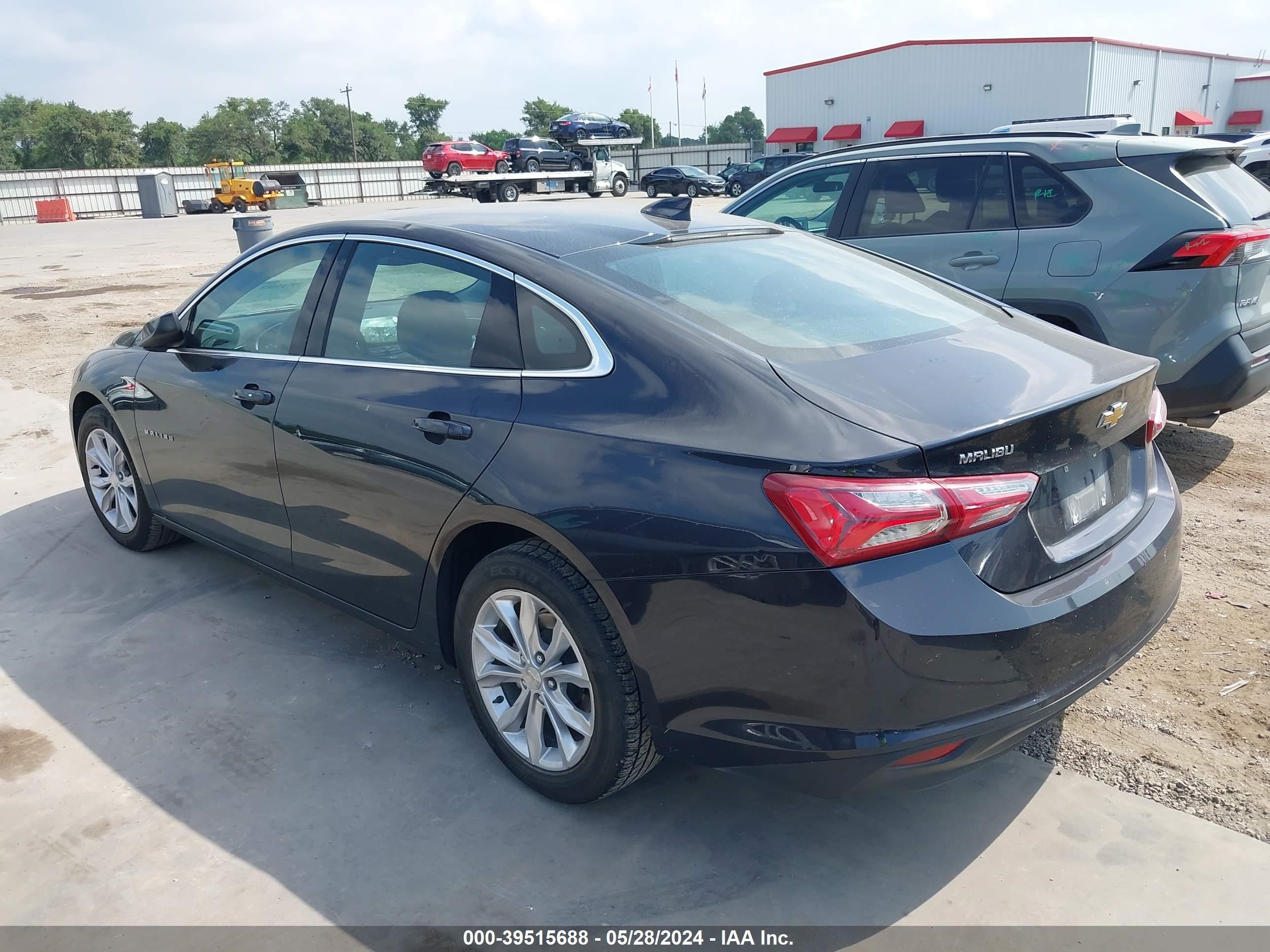 Photo 2 VIN: 1G1ZD5ST2NF139026 - CHEVROLET MALIBU 