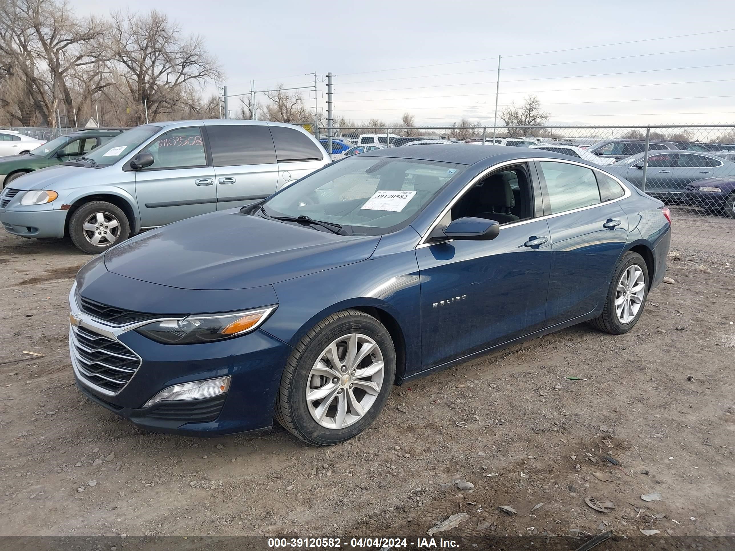 Photo 1 VIN: 1G1ZD5ST2NF161592 - CHEVROLET MALIBU 