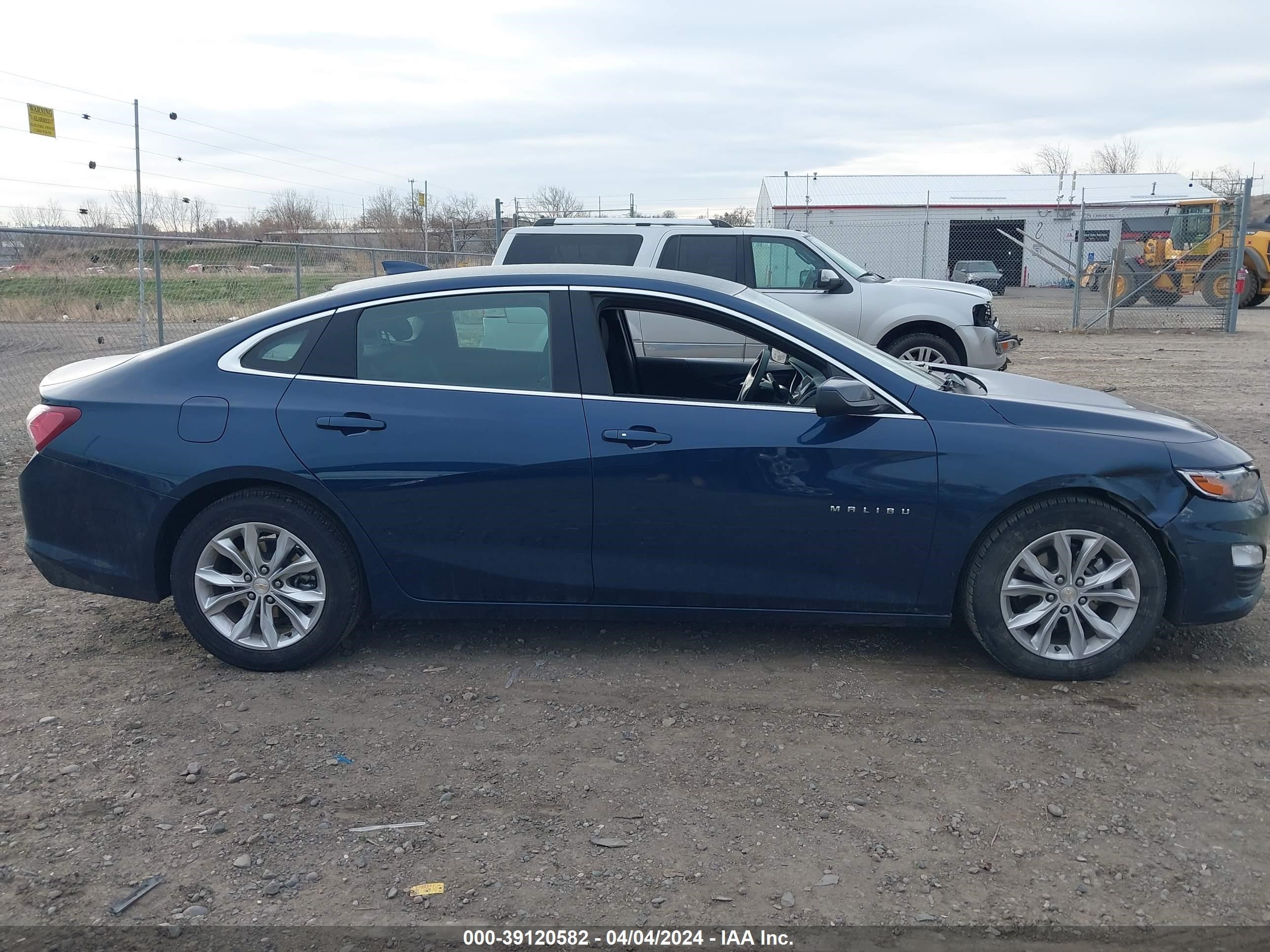 Photo 12 VIN: 1G1ZD5ST2NF161592 - CHEVROLET MALIBU 