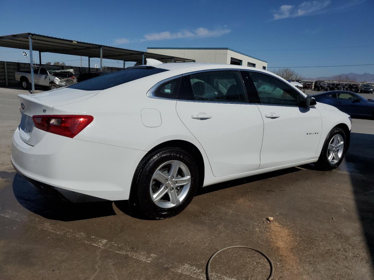 Photo 2 VIN: 1G1ZD5ST2PF205853 - CHEVROLET MALIBU 