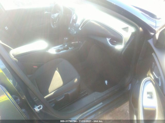 Photo 4 VIN: 1G1ZD5ST3JF108751 - CHEVROLET MALIBU 