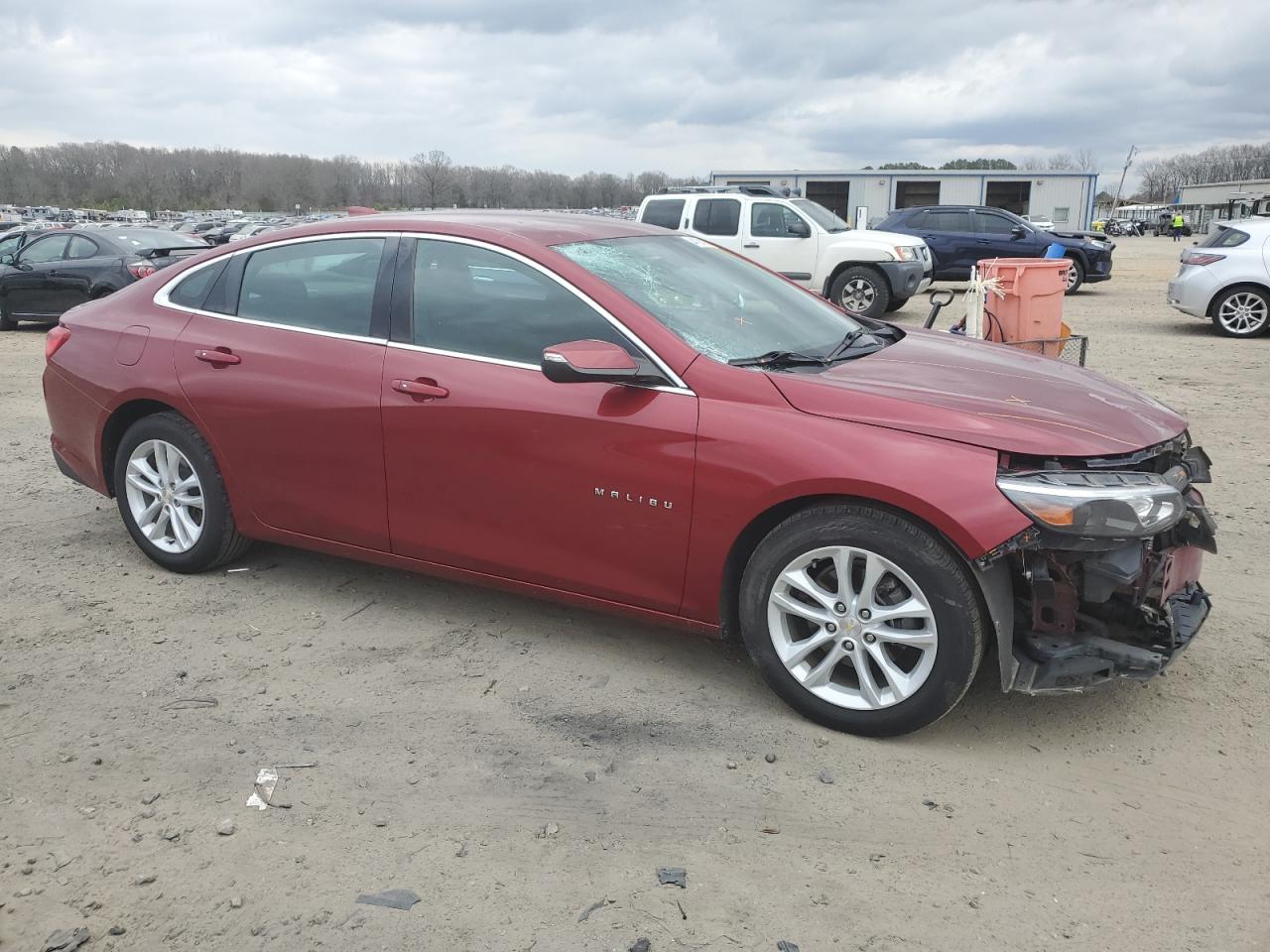 Photo 3 VIN: 1G1ZD5ST3JF186916 - CHEVROLET MALIBU 