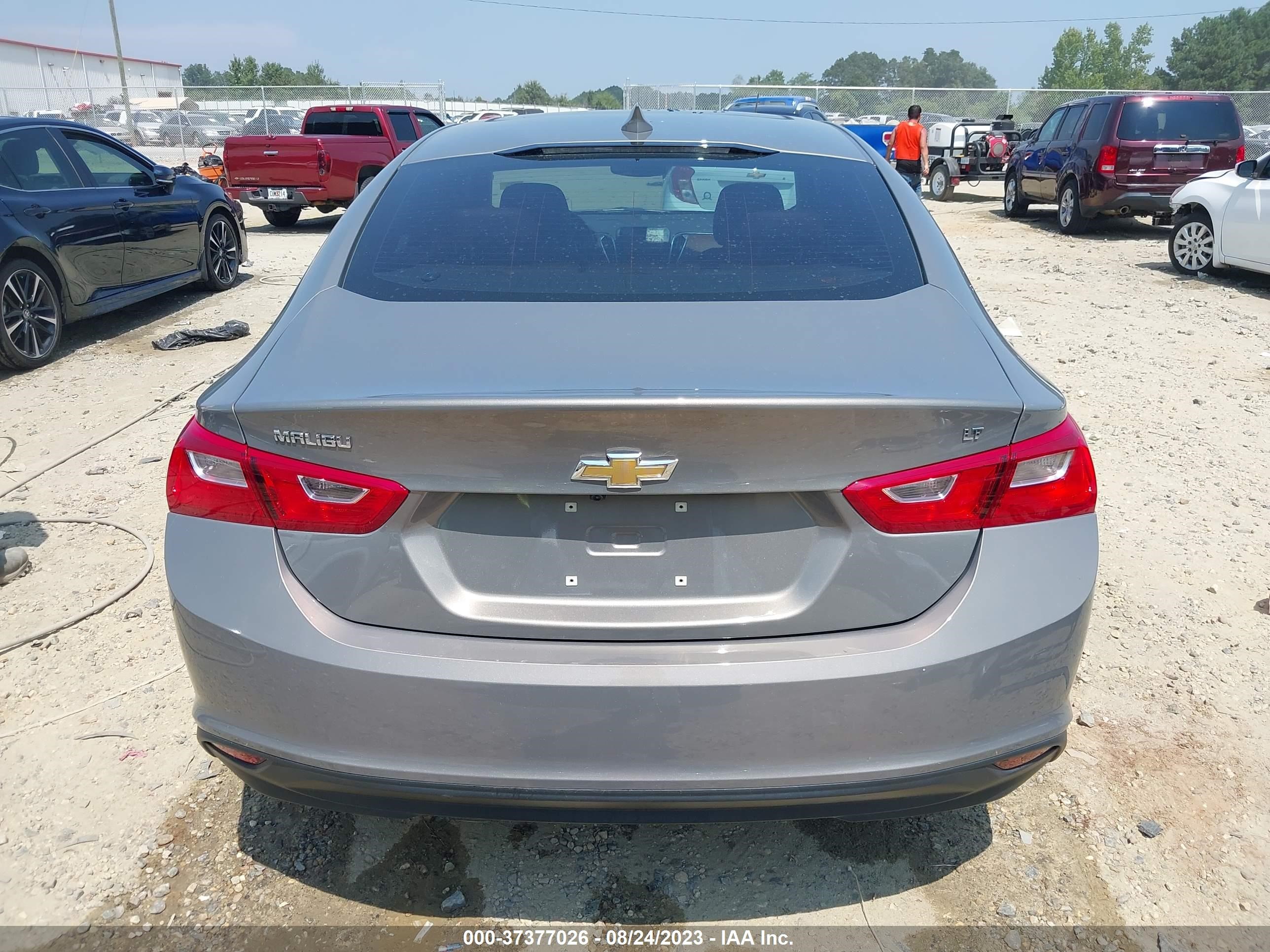 Photo 16 VIN: 1G1ZD5ST3JF243812 - CHEVROLET MALIBU 