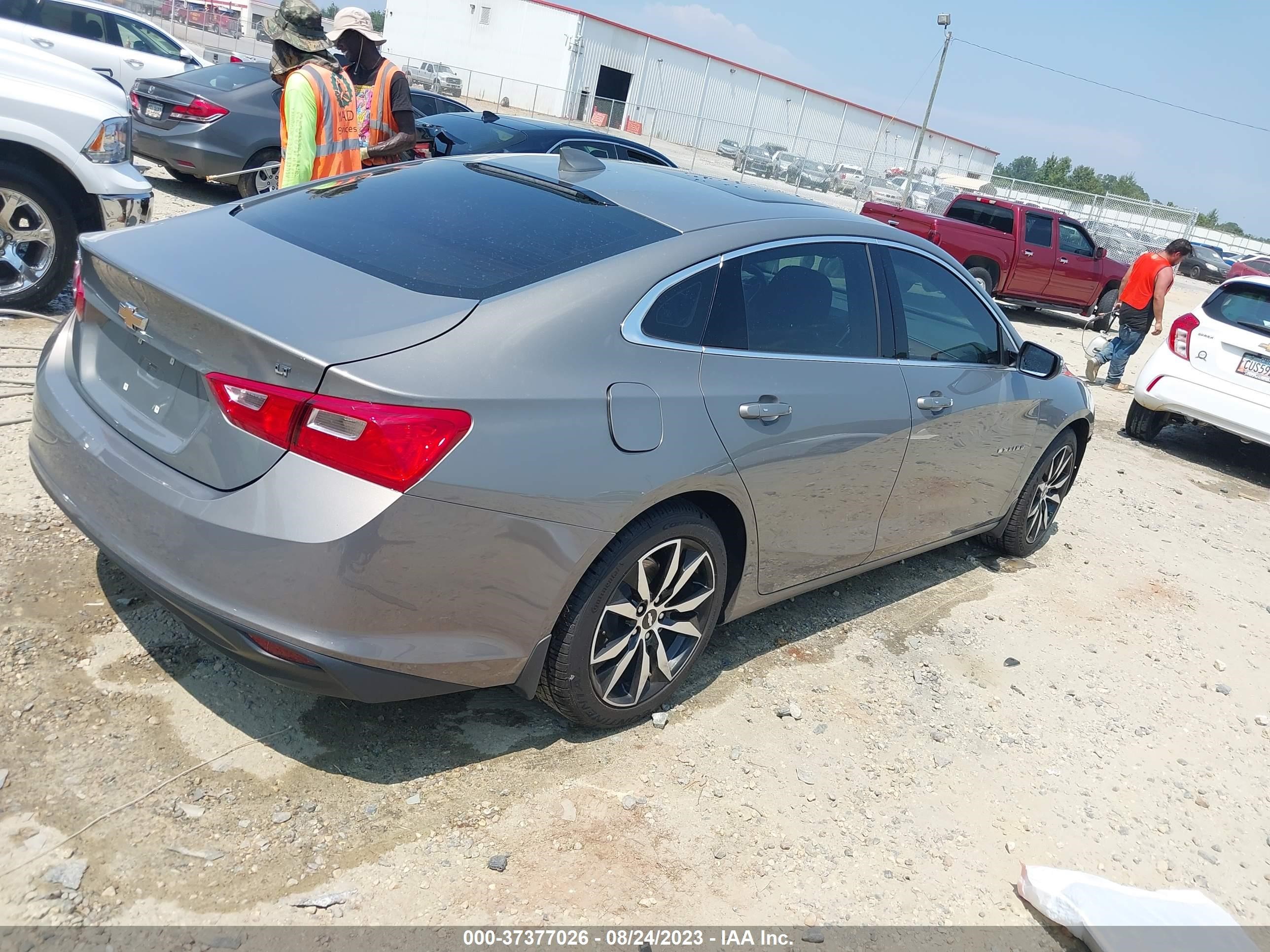 Photo 3 VIN: 1G1ZD5ST3JF243812 - CHEVROLET MALIBU 