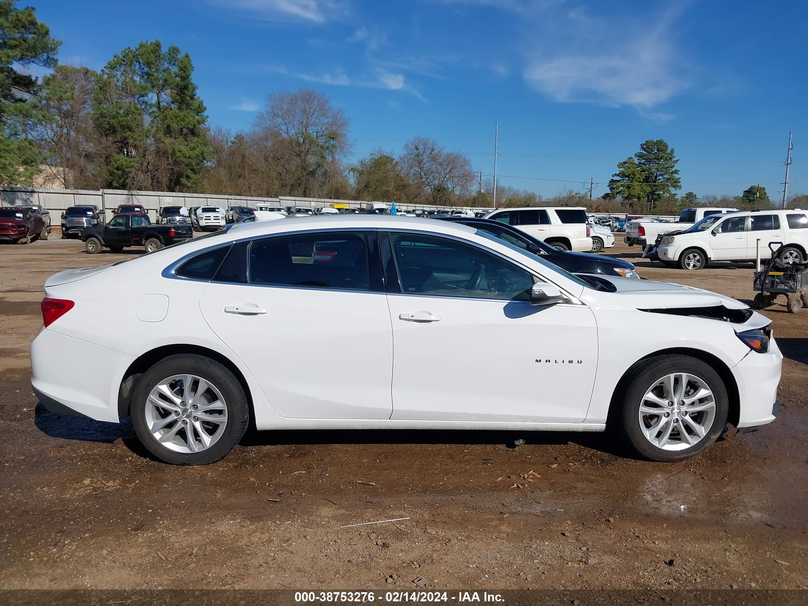 Photo 12 VIN: 1G1ZD5ST3JF250355 - CHEVROLET MALIBU 