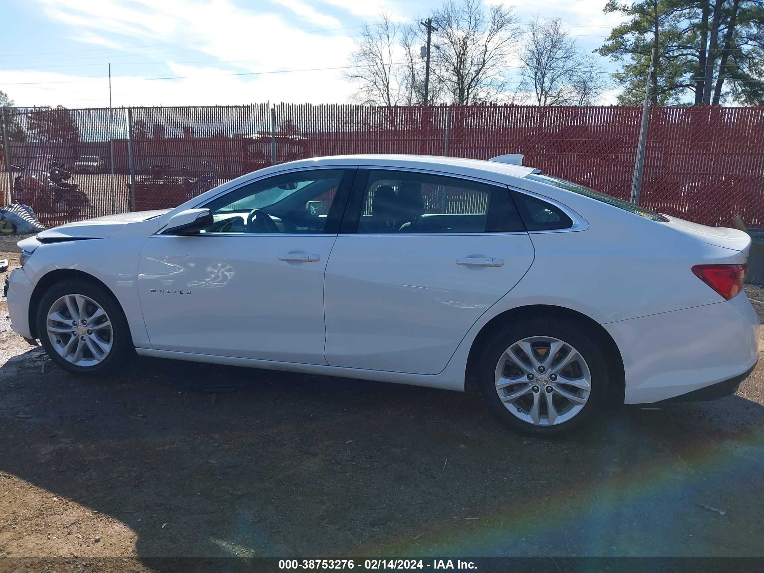 Photo 13 VIN: 1G1ZD5ST3JF250355 - CHEVROLET MALIBU 