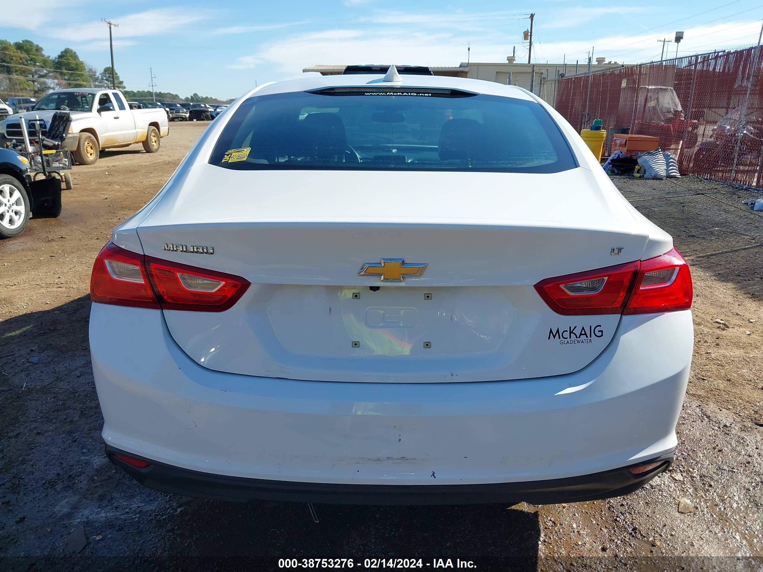 Photo 15 VIN: 1G1ZD5ST3JF250355 - CHEVROLET MALIBU 