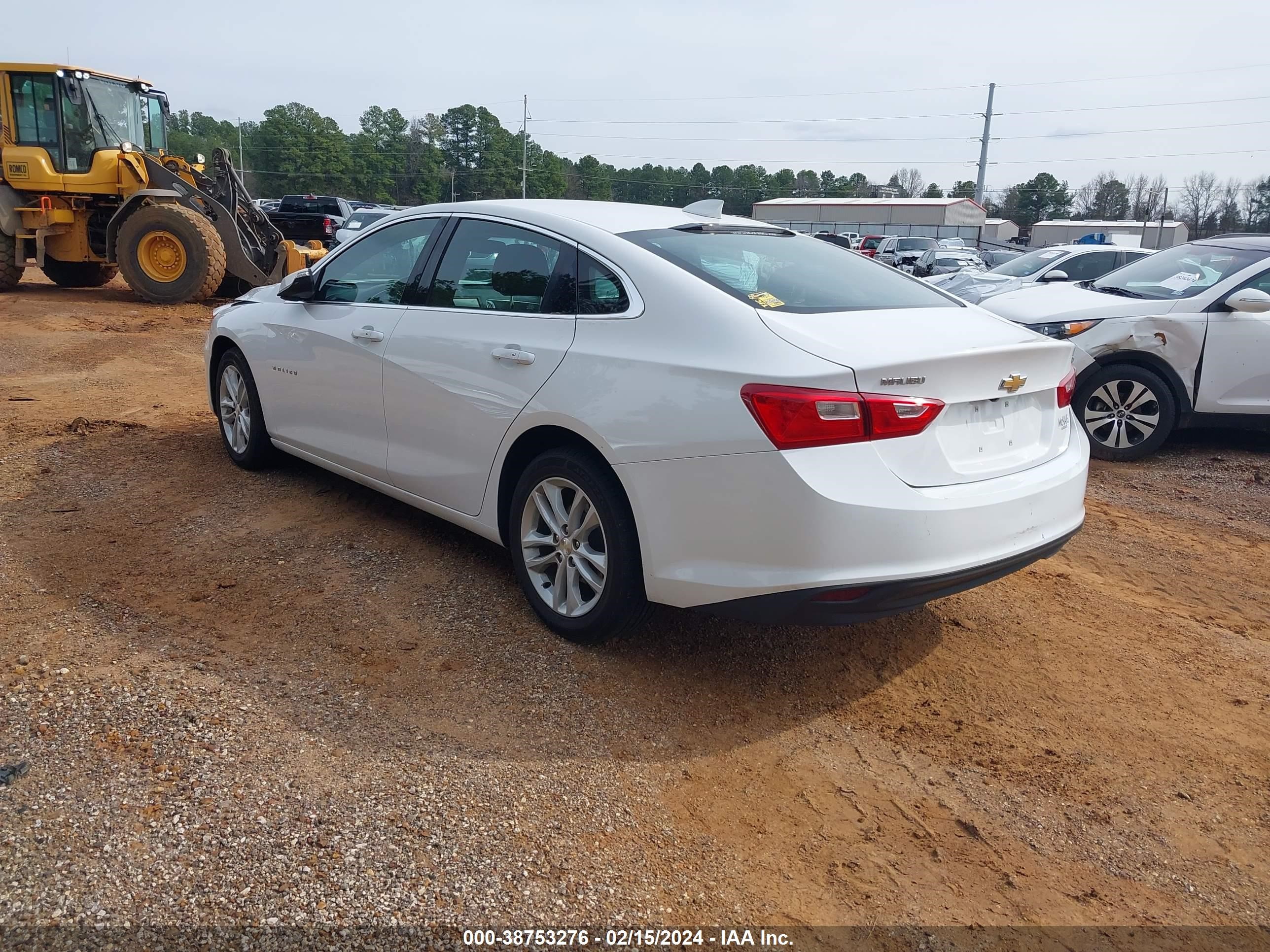 Photo 2 VIN: 1G1ZD5ST3JF250355 - CHEVROLET MALIBU 