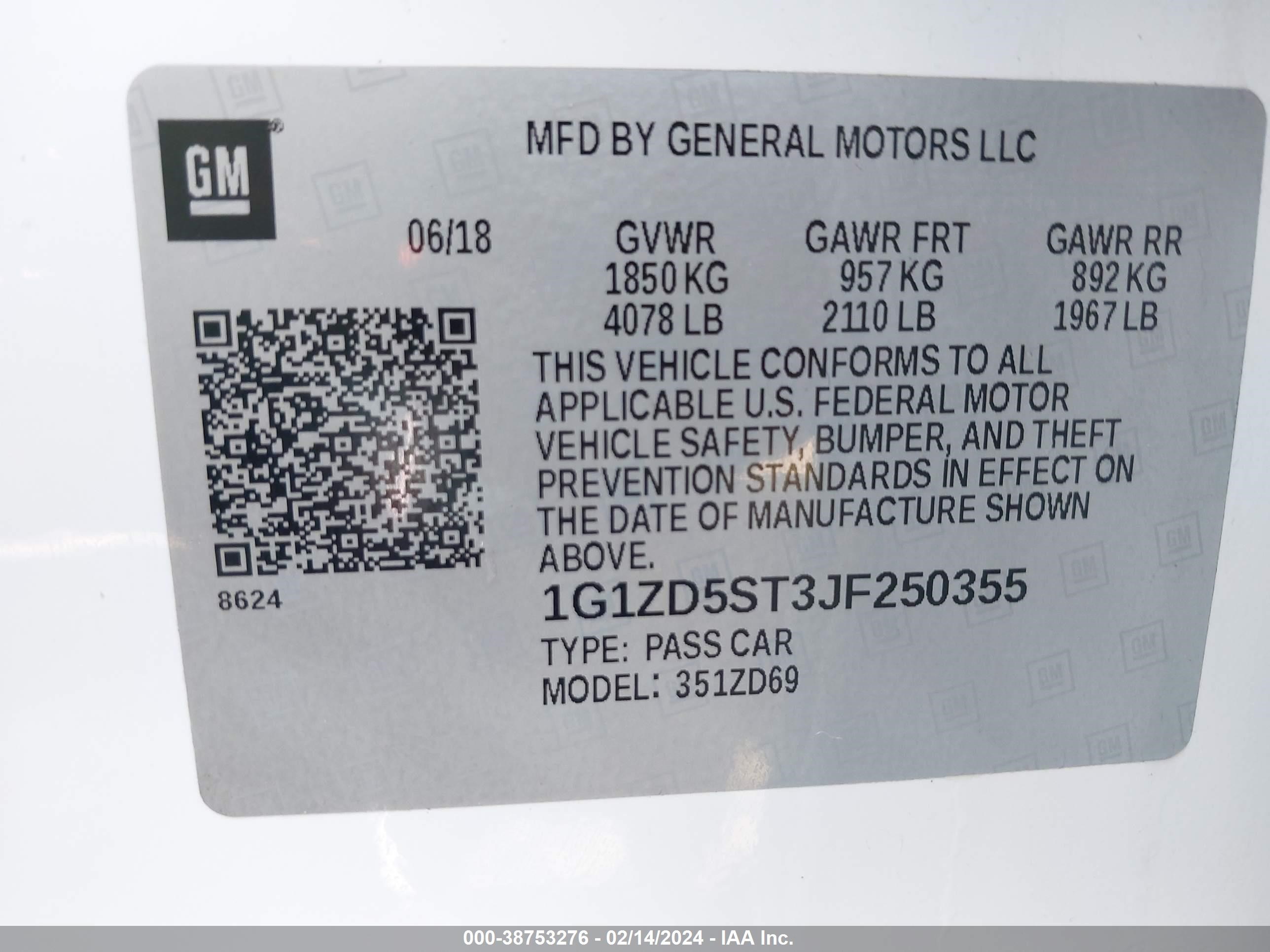 Photo 8 VIN: 1G1ZD5ST3JF250355 - CHEVROLET MALIBU 