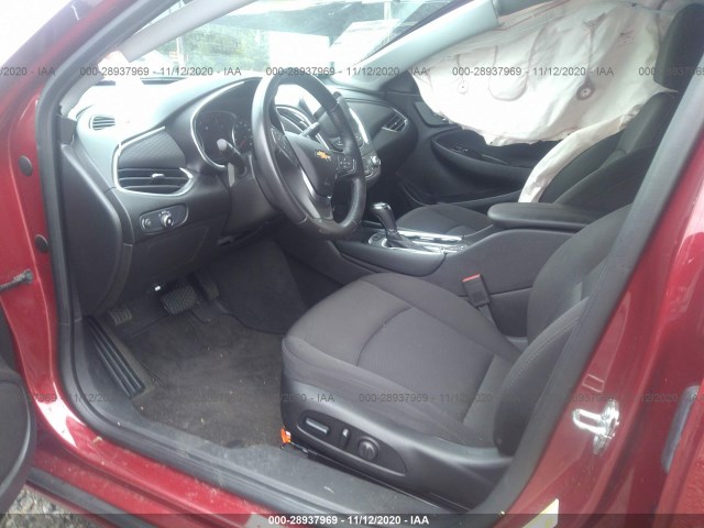 Photo 4 VIN: 1G1ZD5ST3JF290130 - CHEVROLET MALIBU 