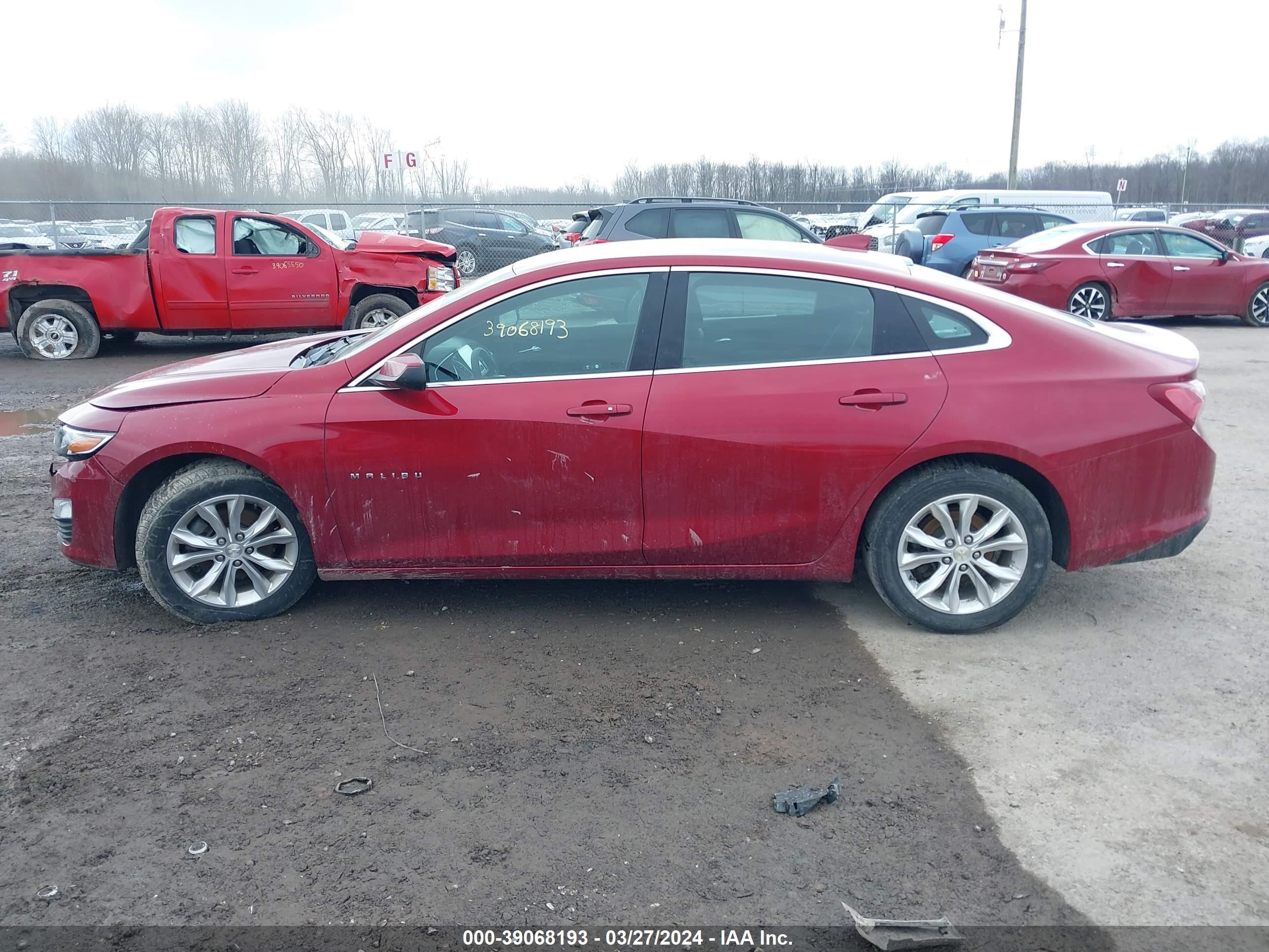 Photo 14 VIN: 1G1ZD5ST3KF210410 - CHEVROLET MALIBU 