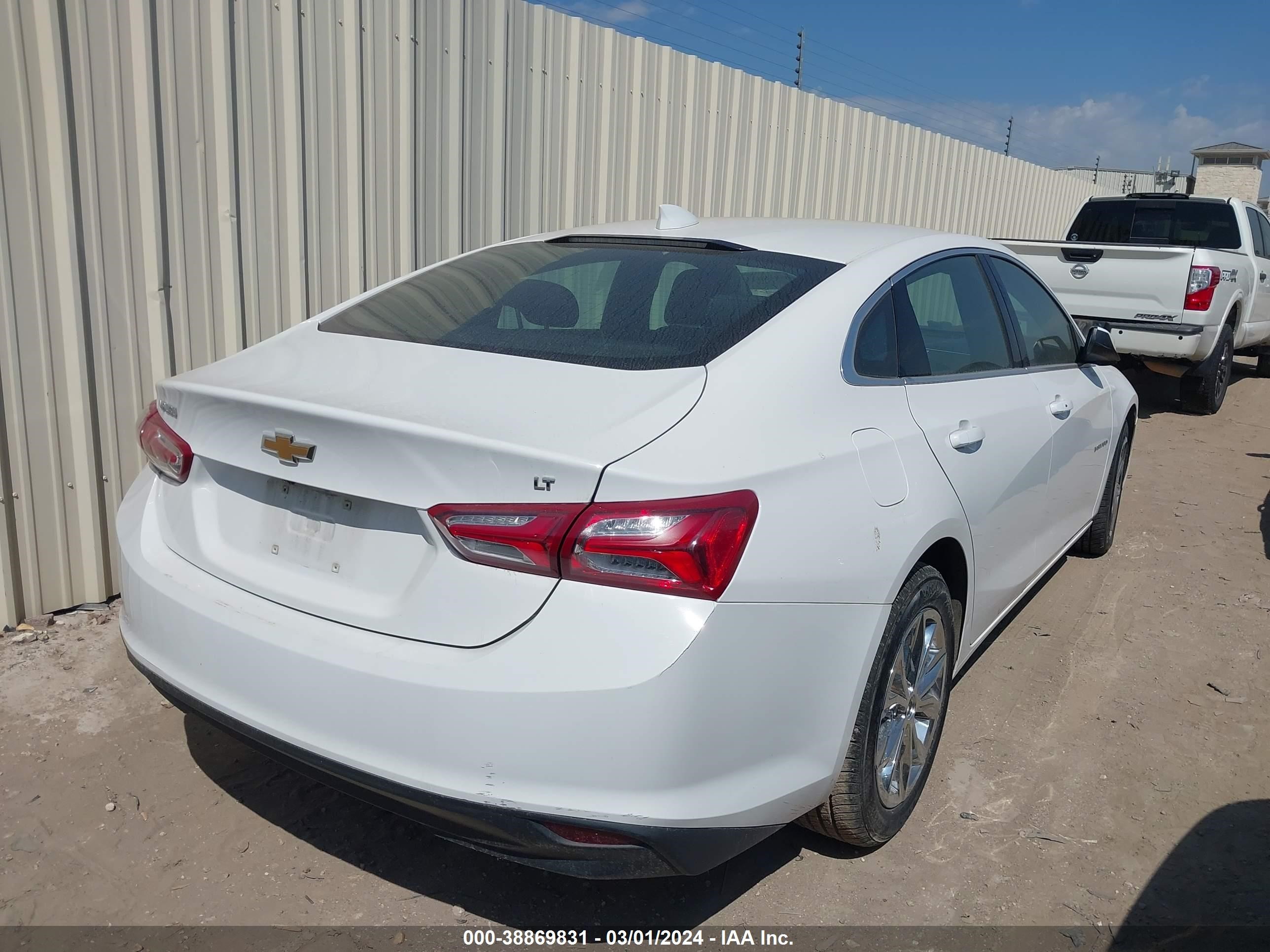 Photo 3 VIN: 1G1ZD5ST3LF065760 - CHEVROLET MALIBU 