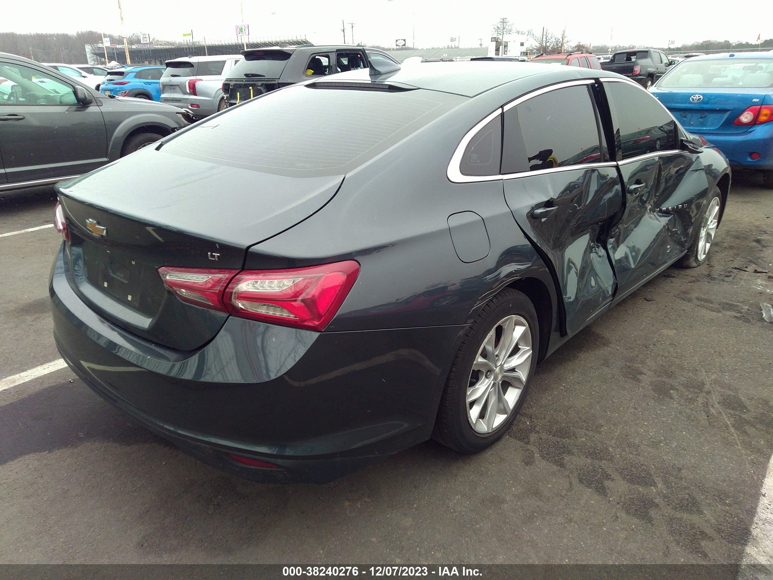 Photo 3 VIN: 1G1ZD5ST3LF095938 - CHEVROLET MALIBU 