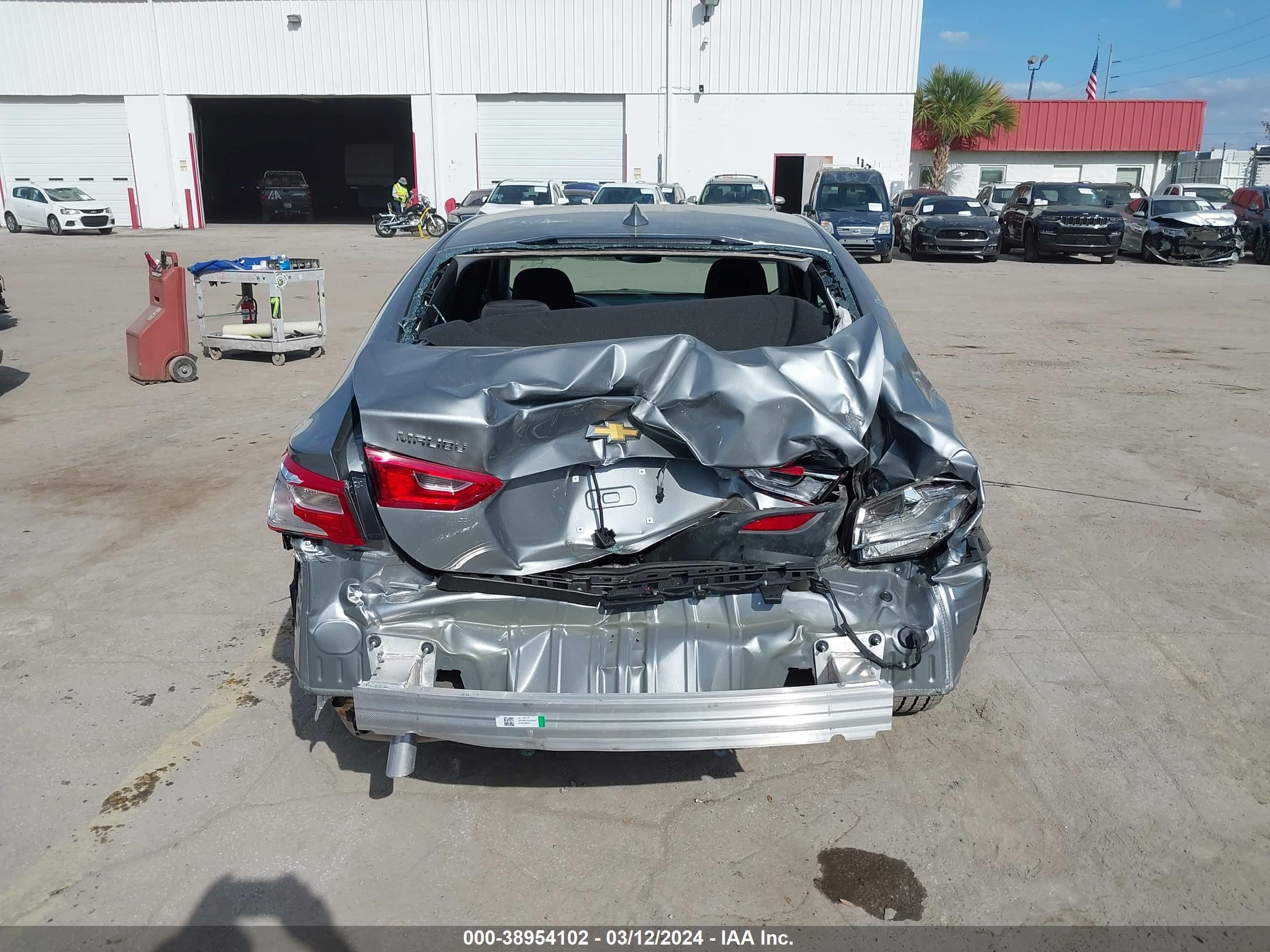 Photo 15 VIN: 1G1ZD5ST3PF162155 - CHEVROLET MALIBU 