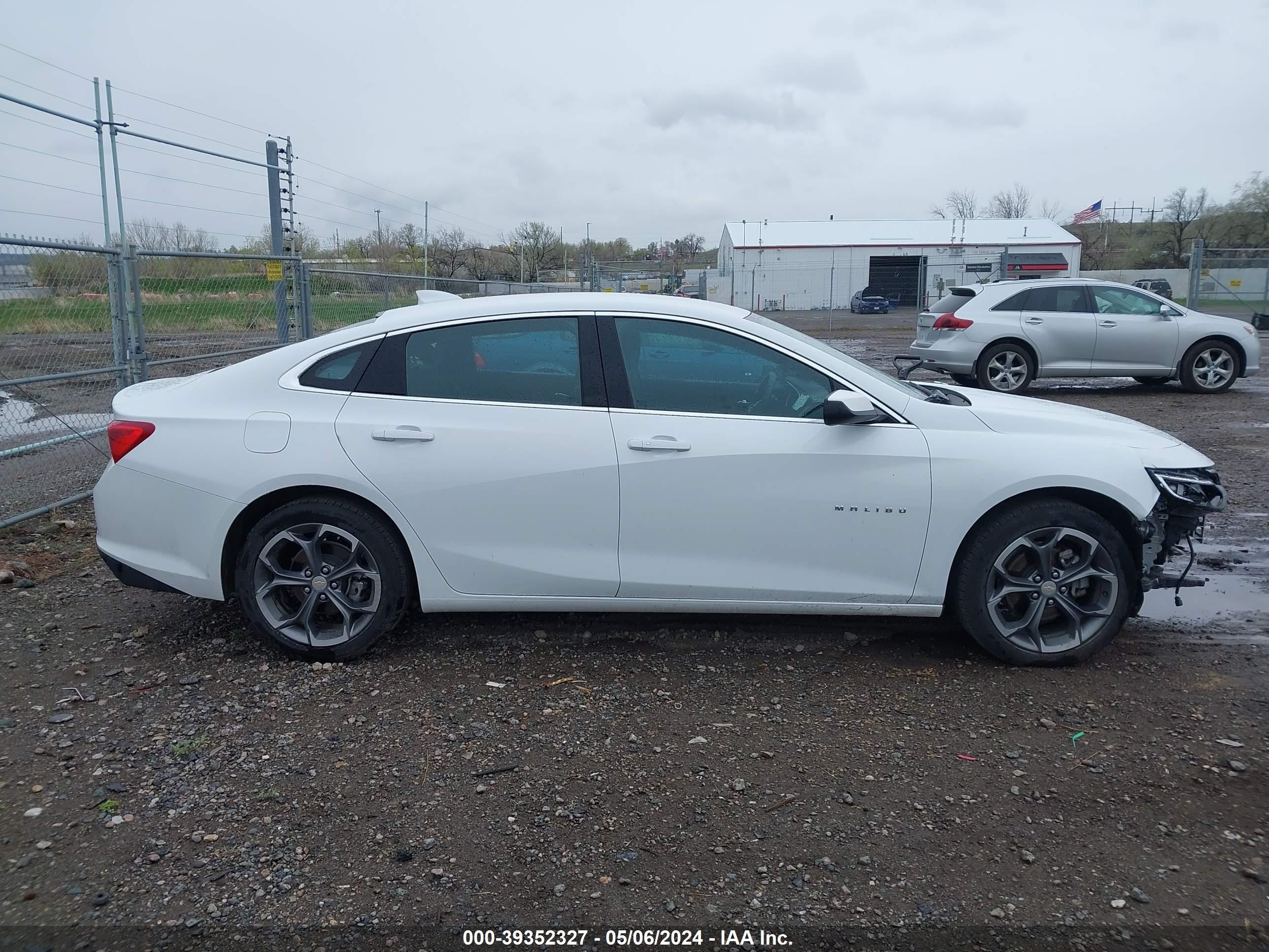 Photo 12 VIN: 1G1ZD5ST3PF162866 - CHEVROLET MALIBU 