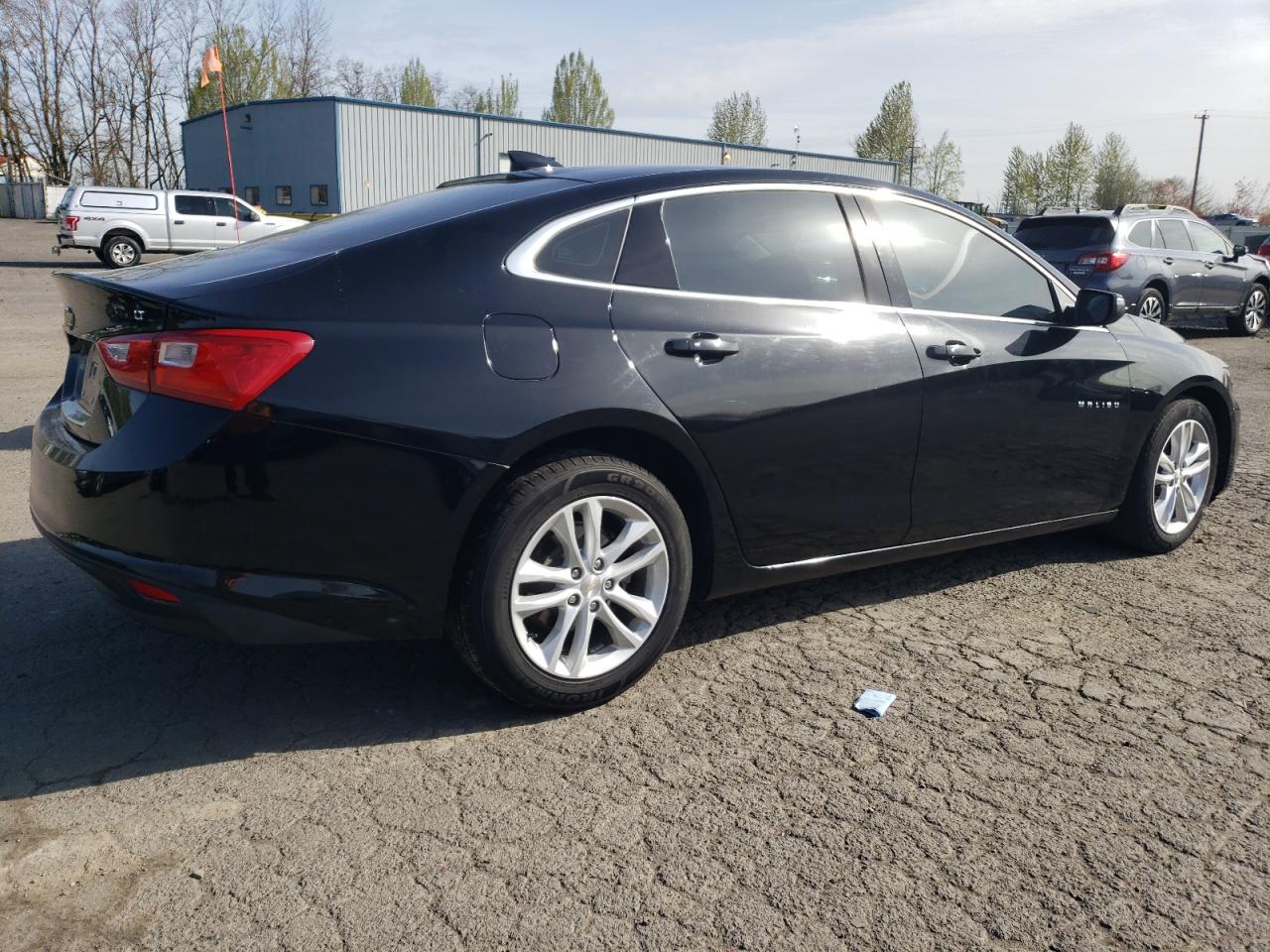 Photo 2 VIN: 1G1ZD5ST4JF174418 - CHEVROLET MALIBU 