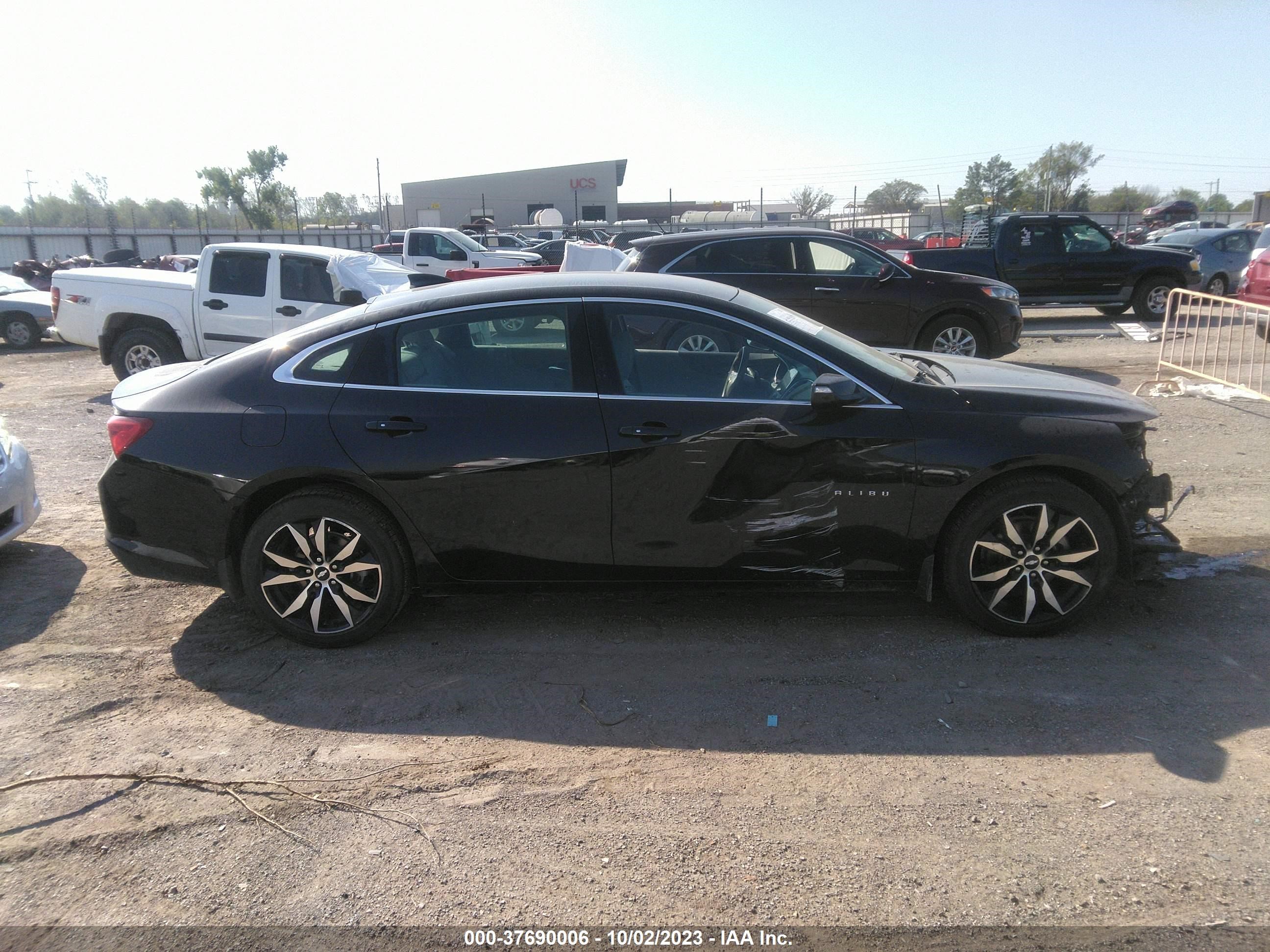 Photo 12 VIN: 1G1ZD5ST4JF279010 - CHEVROLET MALIBU 