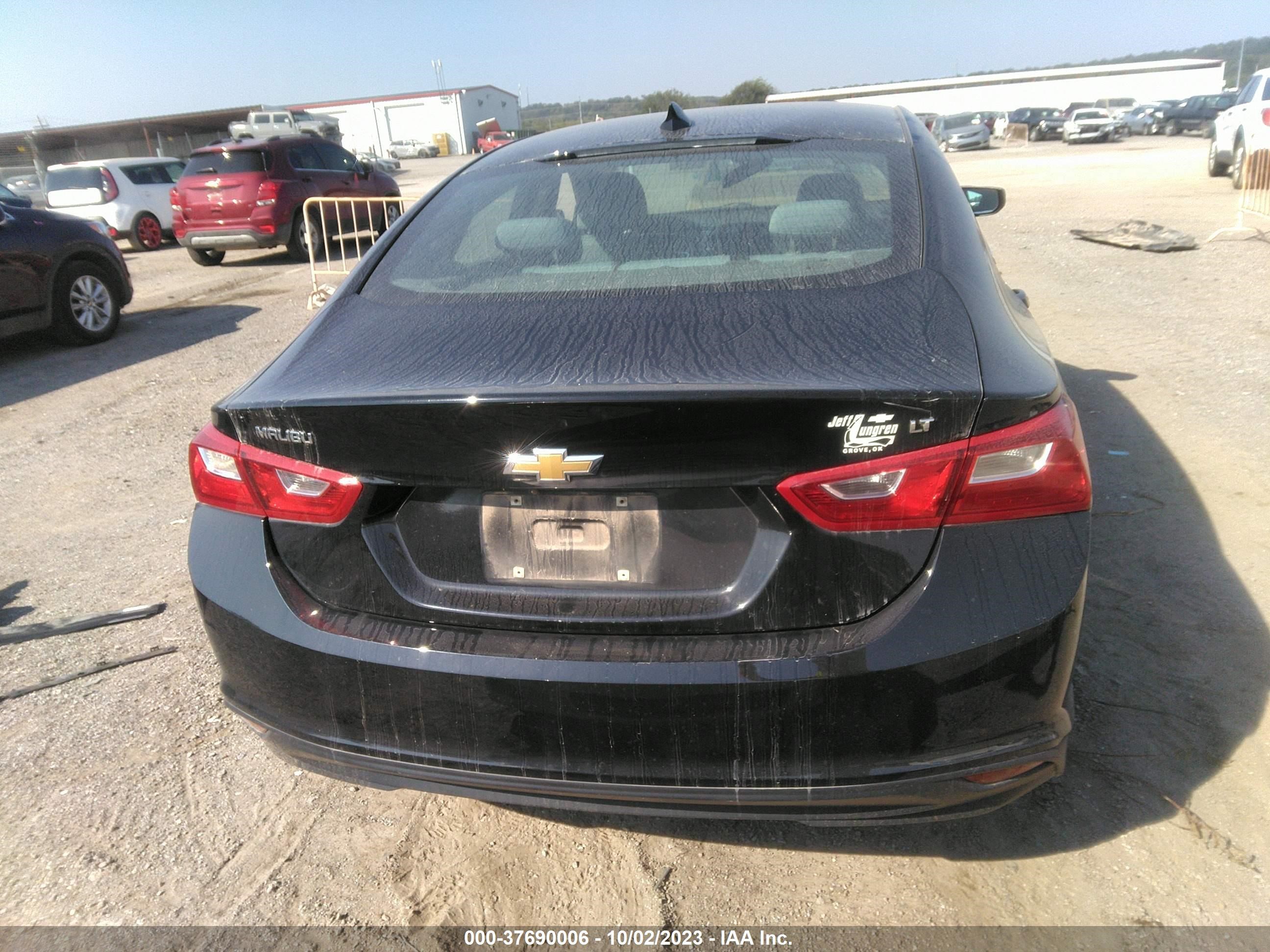 Photo 15 VIN: 1G1ZD5ST4JF279010 - CHEVROLET MALIBU 