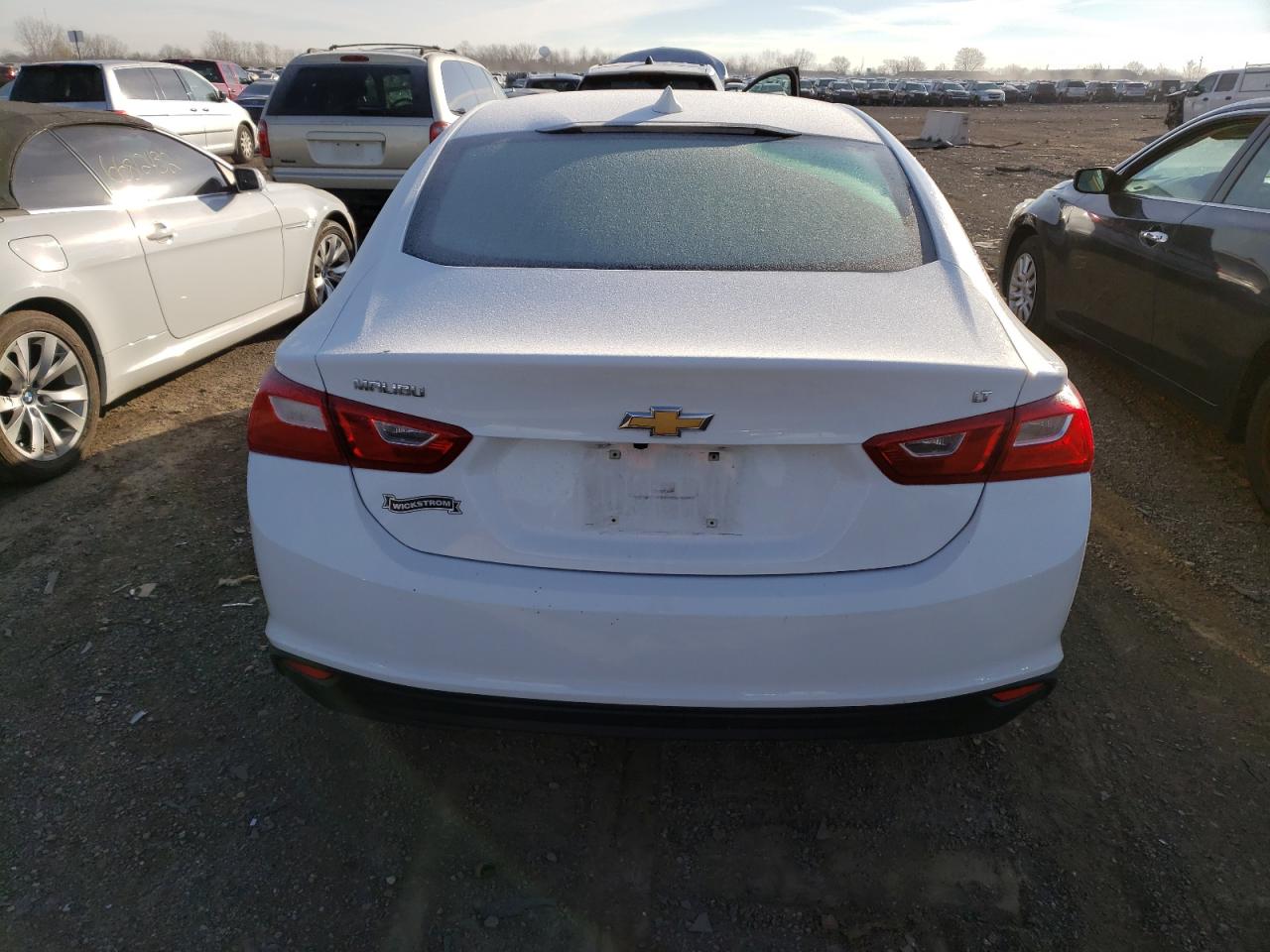 Photo 5 VIN: 1G1ZD5ST4JF290363 - CHEVROLET MALIBU 