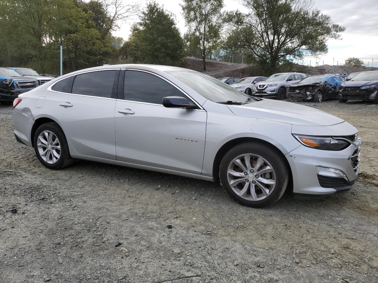 Photo 3 VIN: 1G1ZD5ST4KF108369 - CHEVROLET MALIBU 