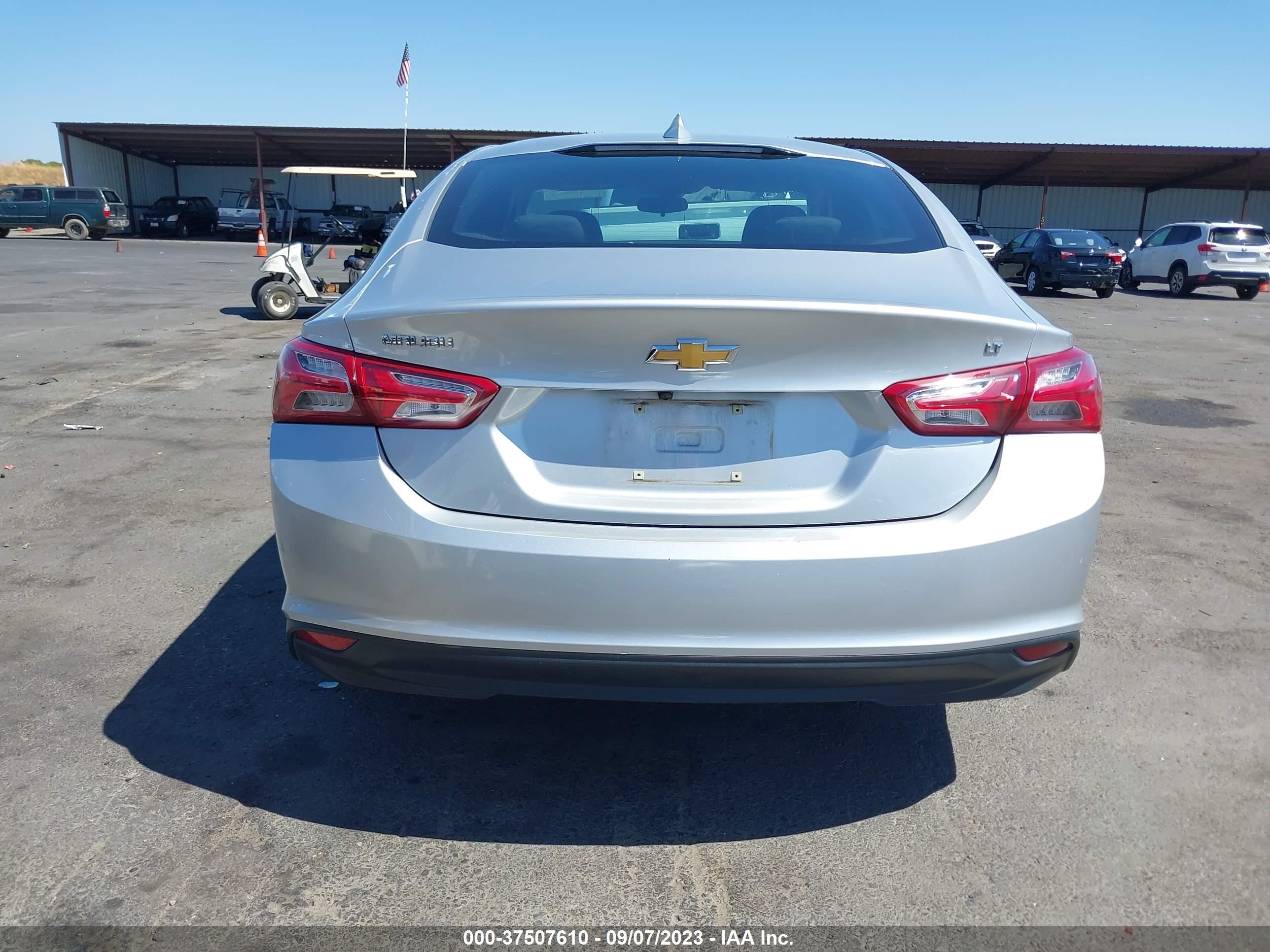 Photo 15 VIN: 1G1ZD5ST4KF113216 - CHEVROLET MALIBU 