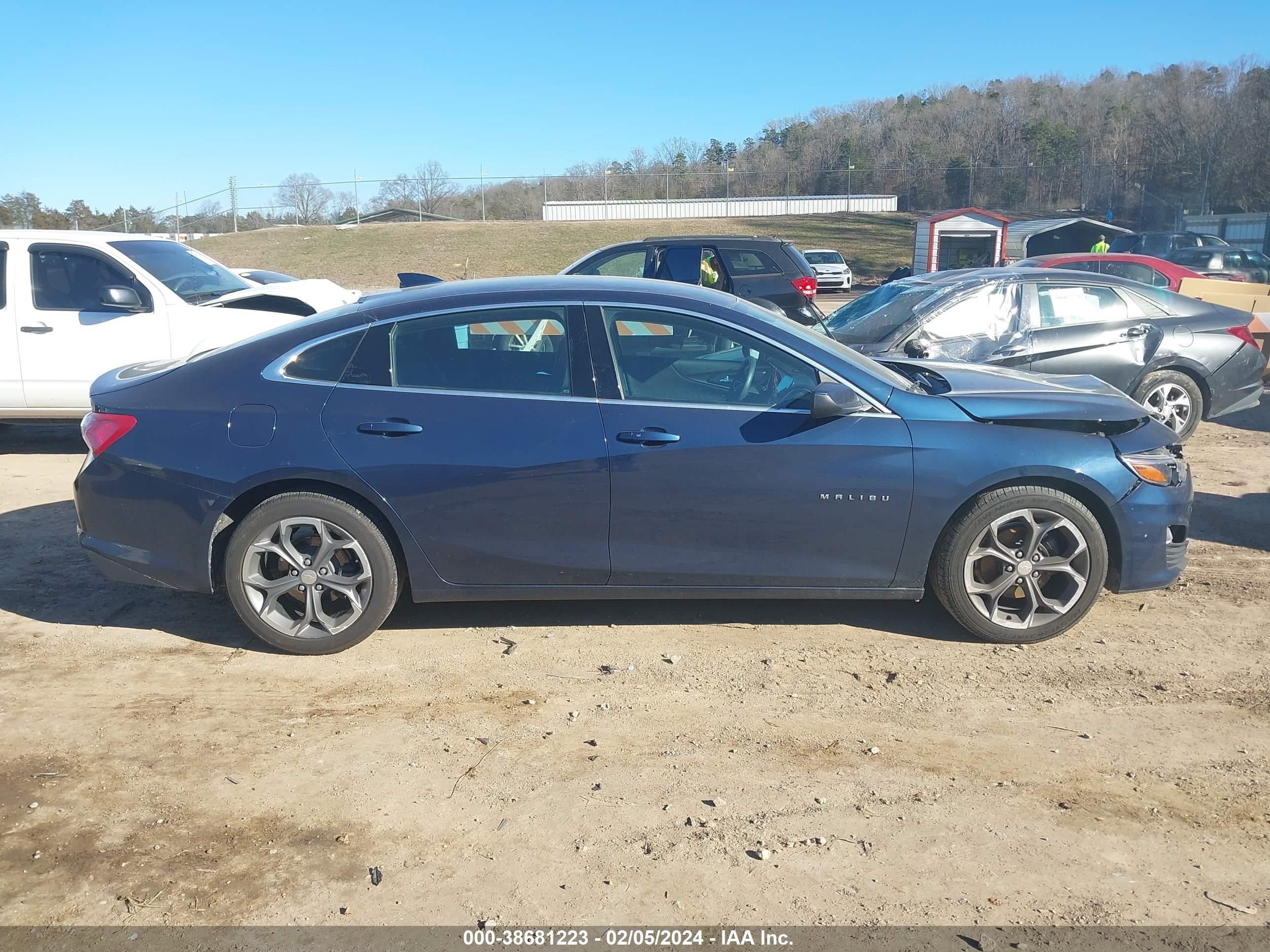 Photo 12 VIN: 1G1ZD5ST4MF026788 - CHEVROLET MALIBU 