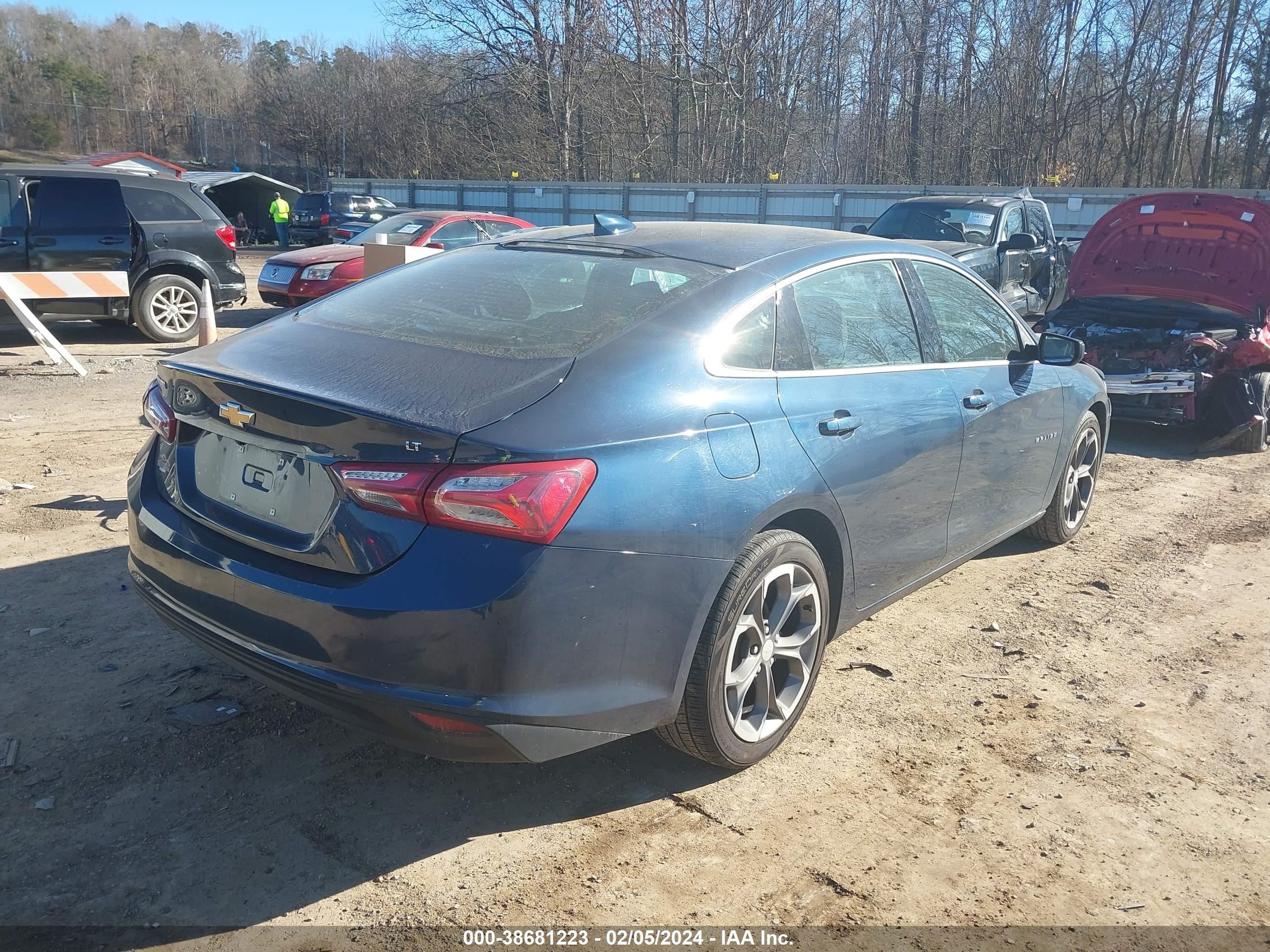 Photo 3 VIN: 1G1ZD5ST4MF026788 - CHEVROLET MALIBU 