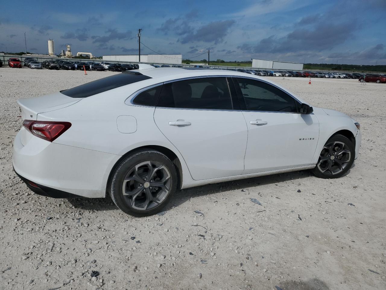 Photo 2 VIN: 1G1ZD5ST4MF028427 - CHEVROLET MALIBU 