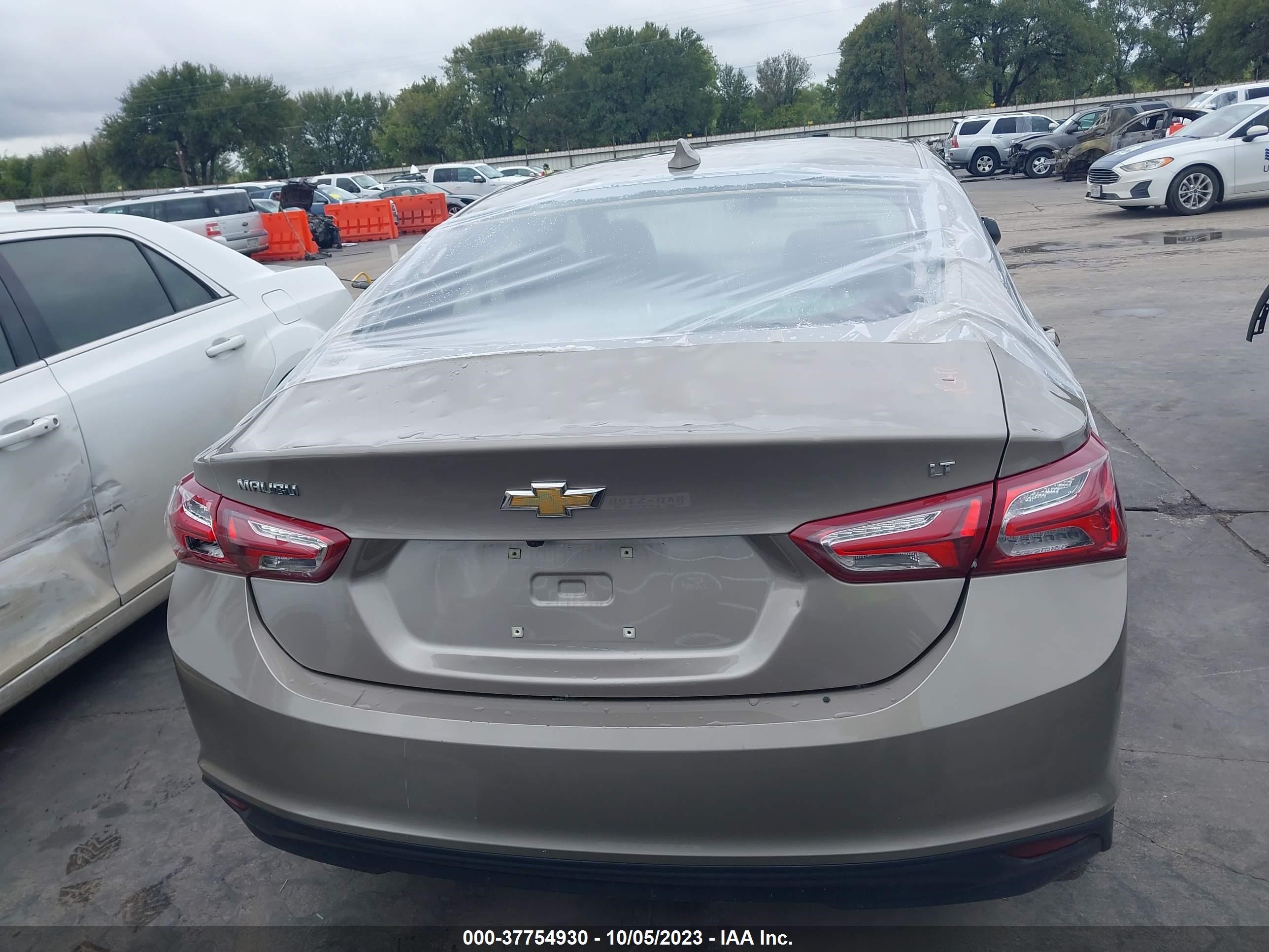 Photo 15 VIN: 1G1ZD5ST4NF128139 - CHEVROLET MALIBU 