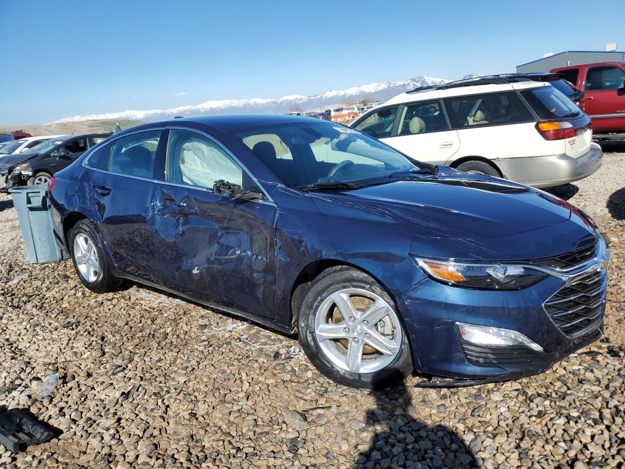 Photo 3 VIN: 1G1ZD5ST4NF159004 - CHEVROLET MALIBU 