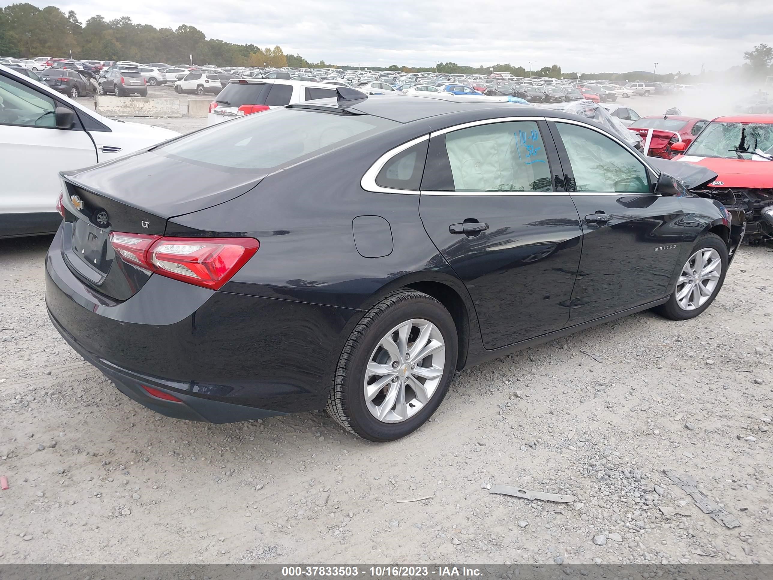 Photo 3 VIN: 1G1ZD5ST4NF165353 - CHEVROLET MALIBU 