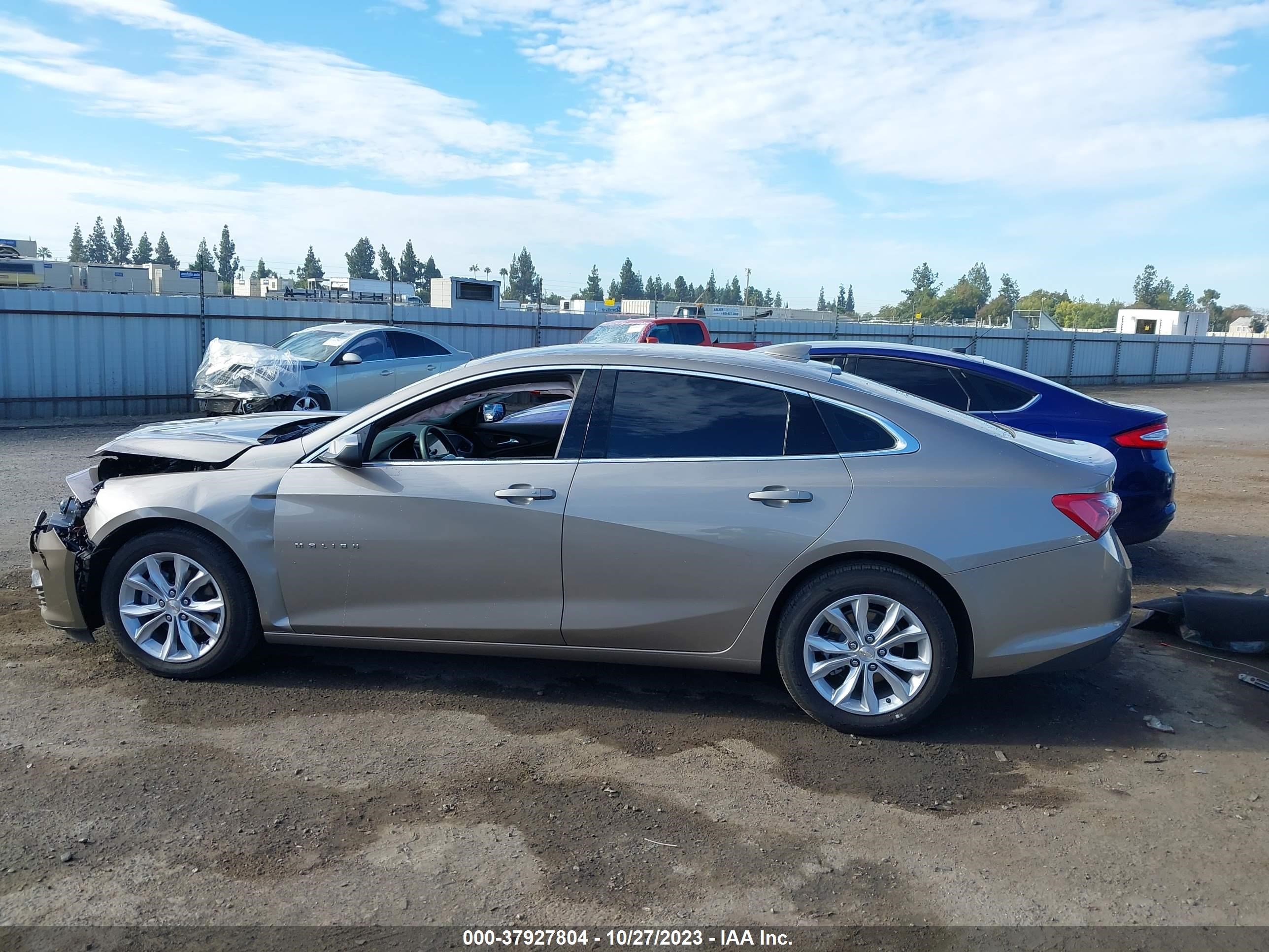 Photo 13 VIN: 1G1ZD5ST4NF207262 - CHEVROLET MALIBU 