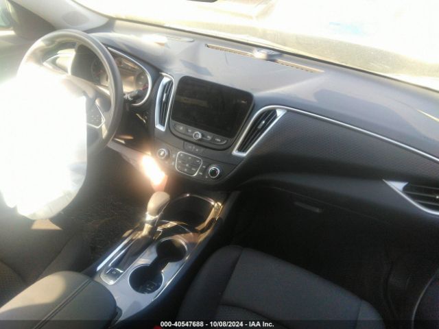 Photo 4 VIN: 1G1ZD5ST4RF110214 - CHEVROLET MALIBU 