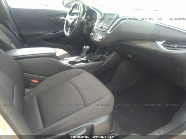 Photo 4 VIN: 1G1ZD5ST5JF168708 - CHEVROLET MALIBU 