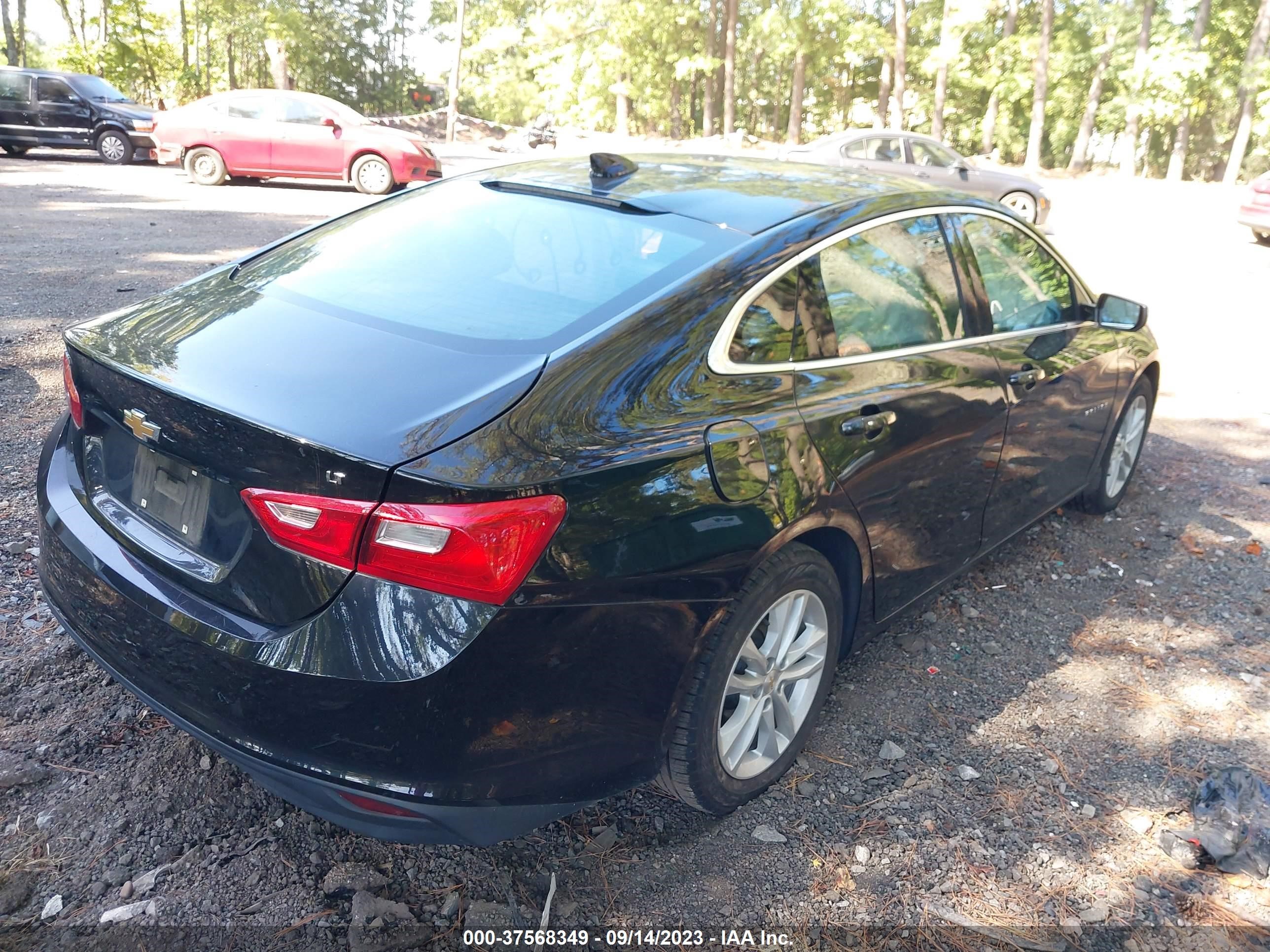 Photo 3 VIN: 1G1ZD5ST5JF257999 - CHEVROLET MALIBU 