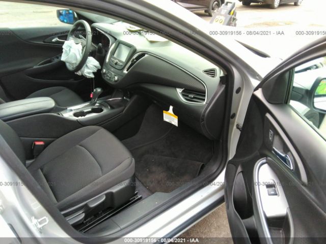 Photo 4 VIN: 1G1ZD5ST5JF265360 - CHEVROLET MALIBU 