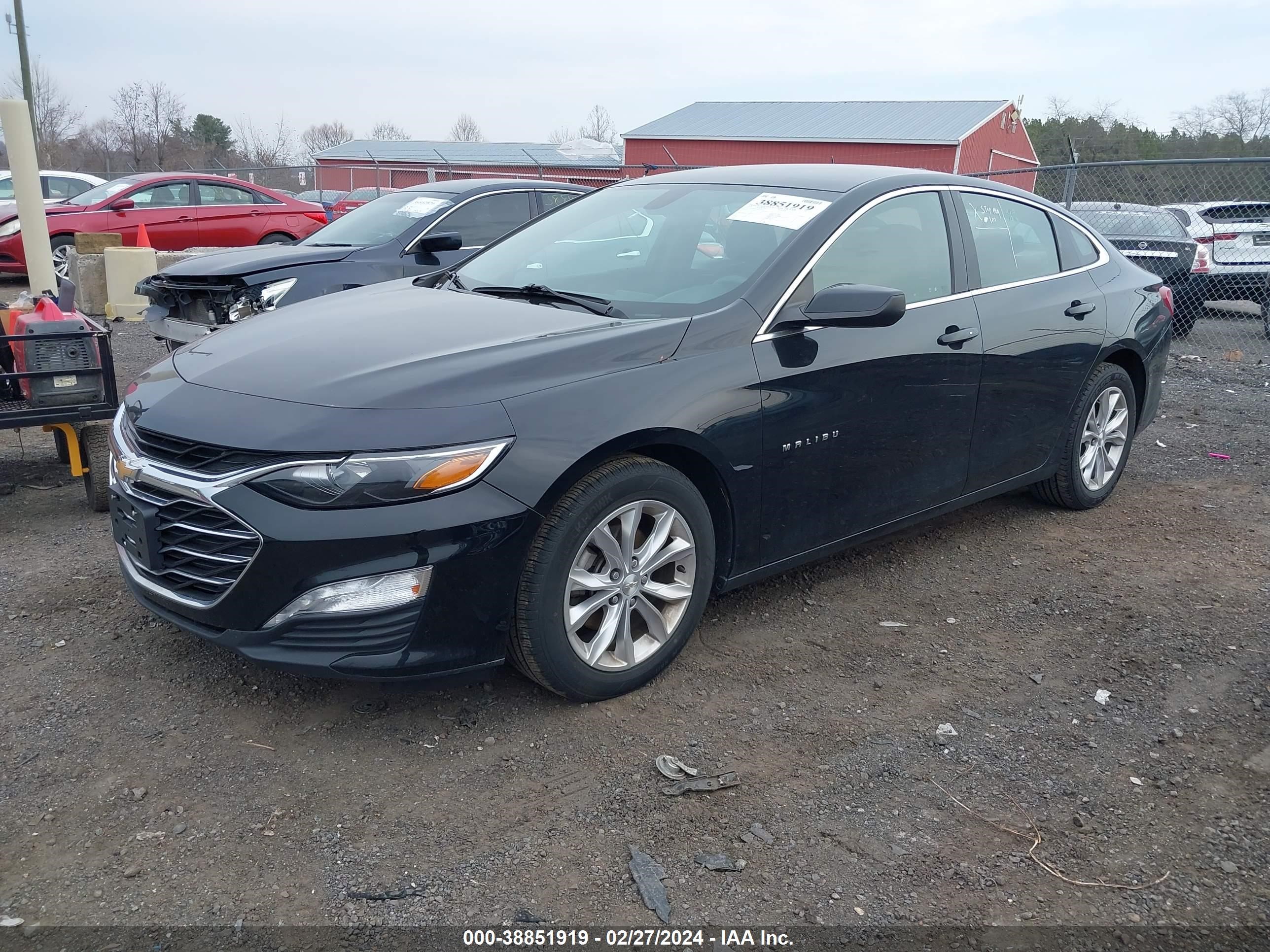 Photo 1 VIN: 1G1ZD5ST5KF126055 - CHEVROLET MALIBU 