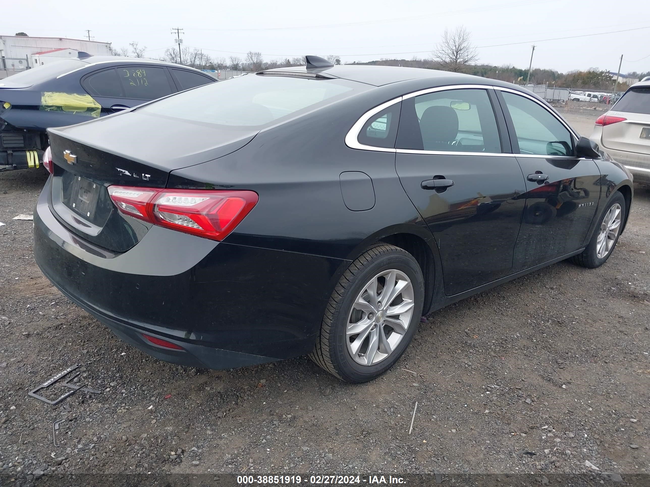 Photo 3 VIN: 1G1ZD5ST5KF126055 - CHEVROLET MALIBU 